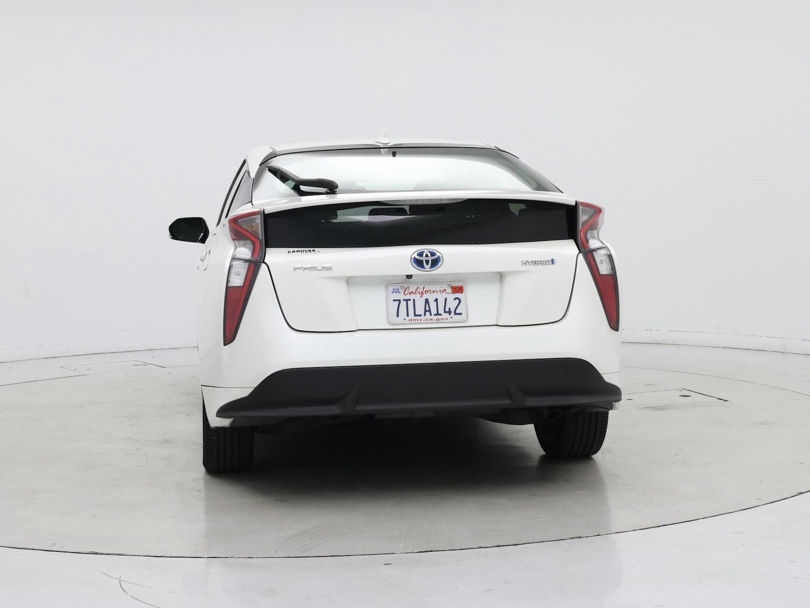 2016 Toyota Prius Three - Photo 7