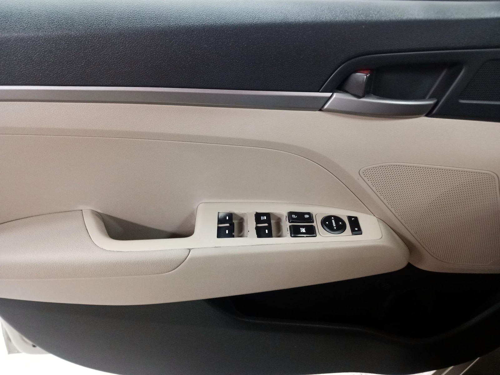 2018 Hyundai Elantra SE - Photo 13