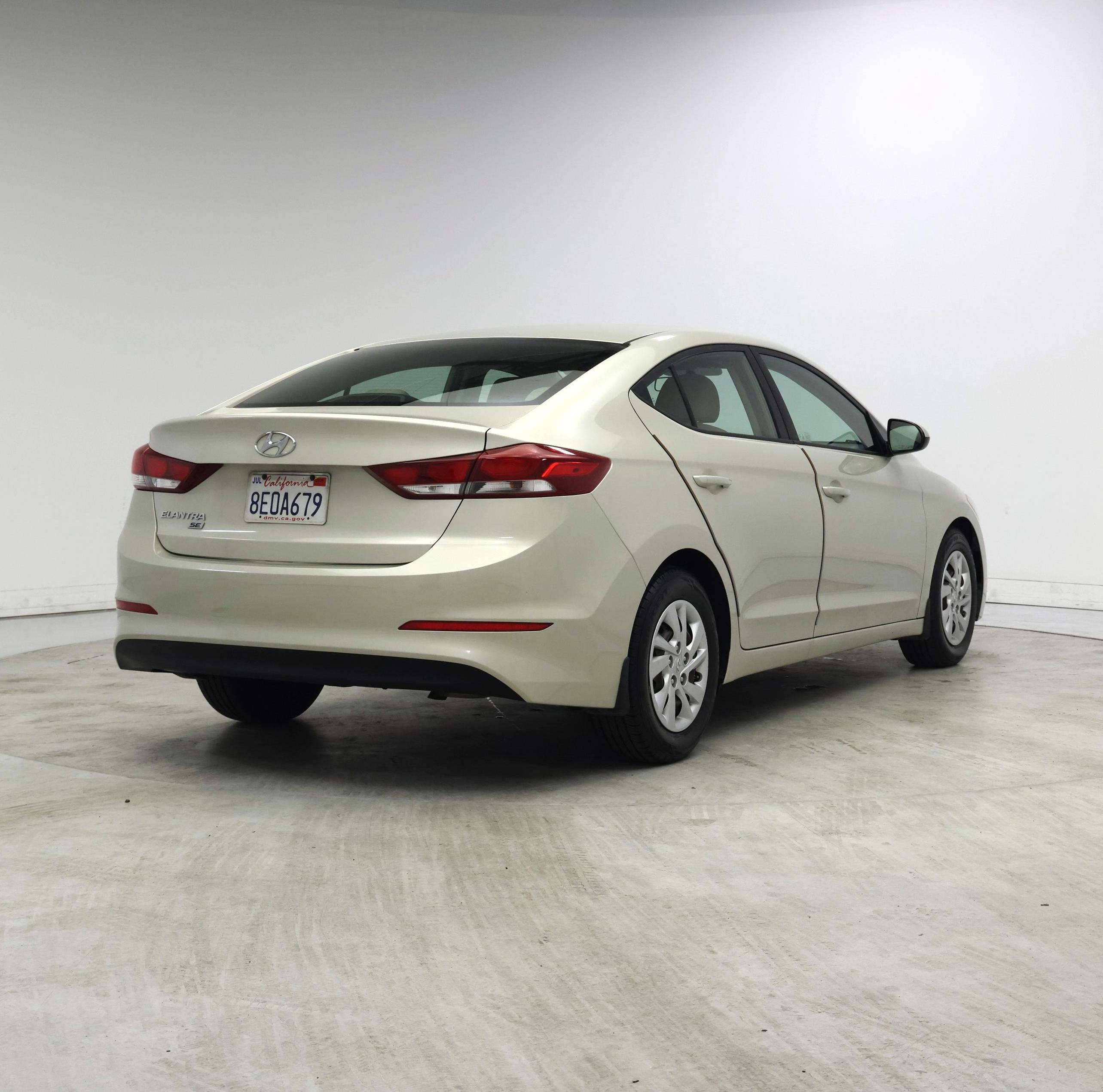 Thumbnail: 2018 Hyundai Elantra - 8