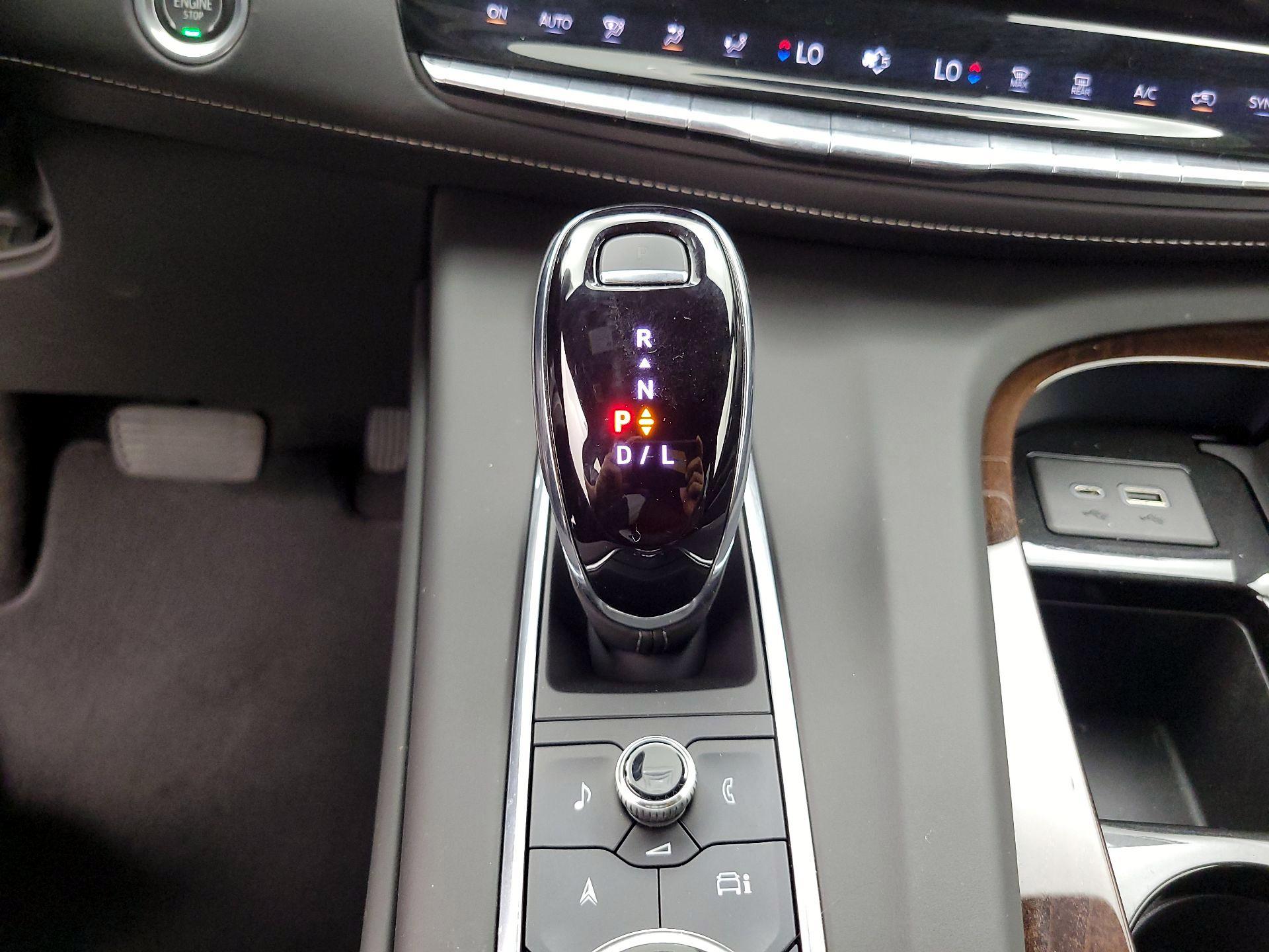 Thumbnail: 2023 Cadillac Escalade - 18