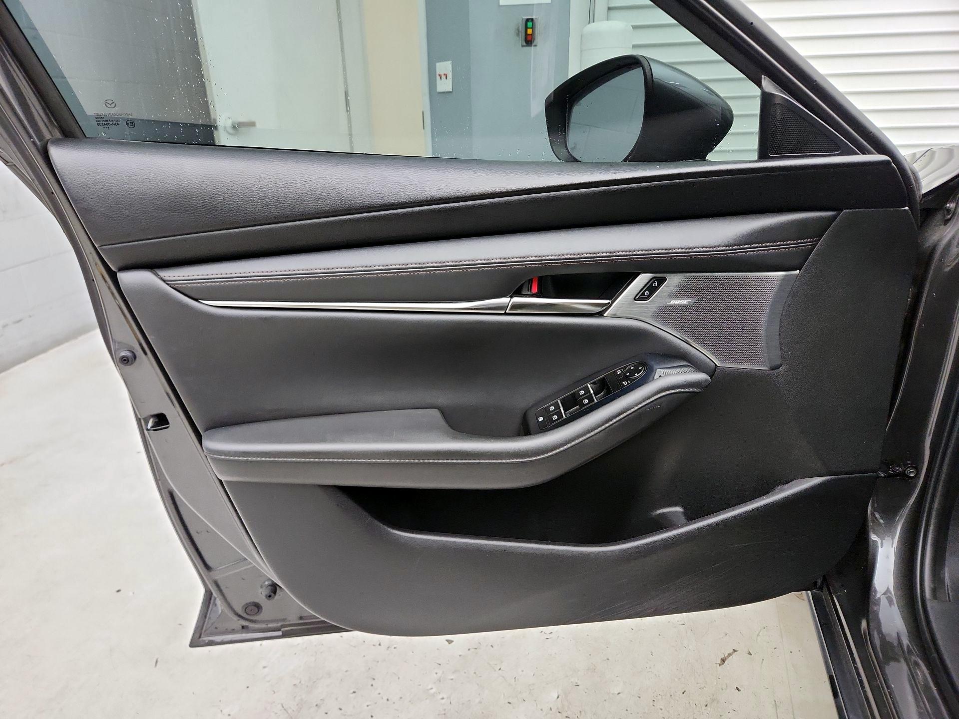 Thumbnail: 2020 Mazda Mazda3 - 12