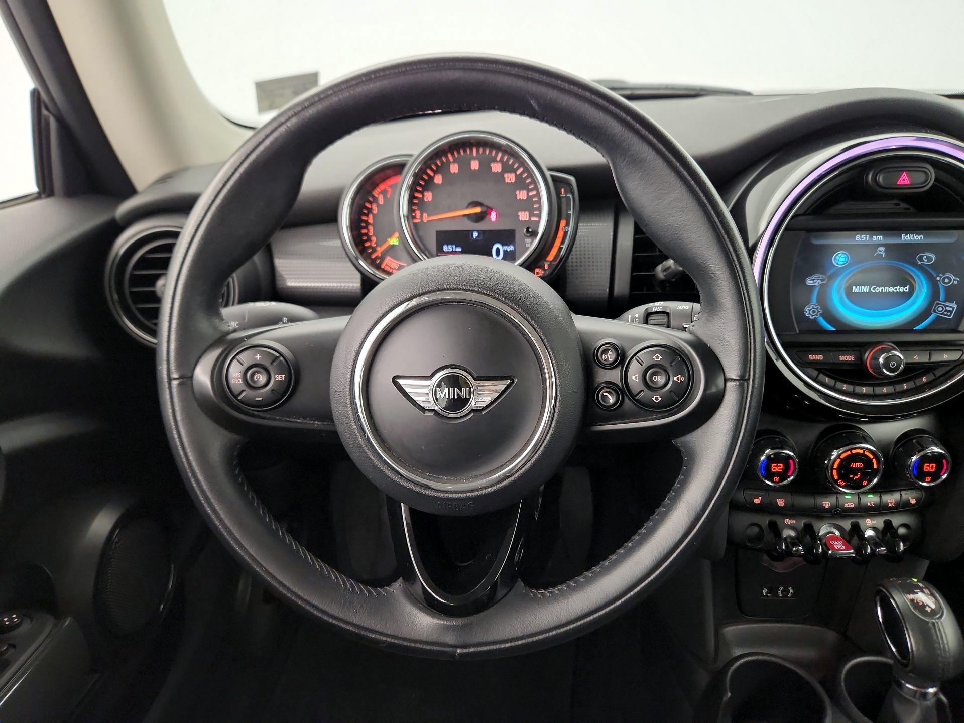 Thumbnail: 2018 MINI Cooper Hardtop - 10