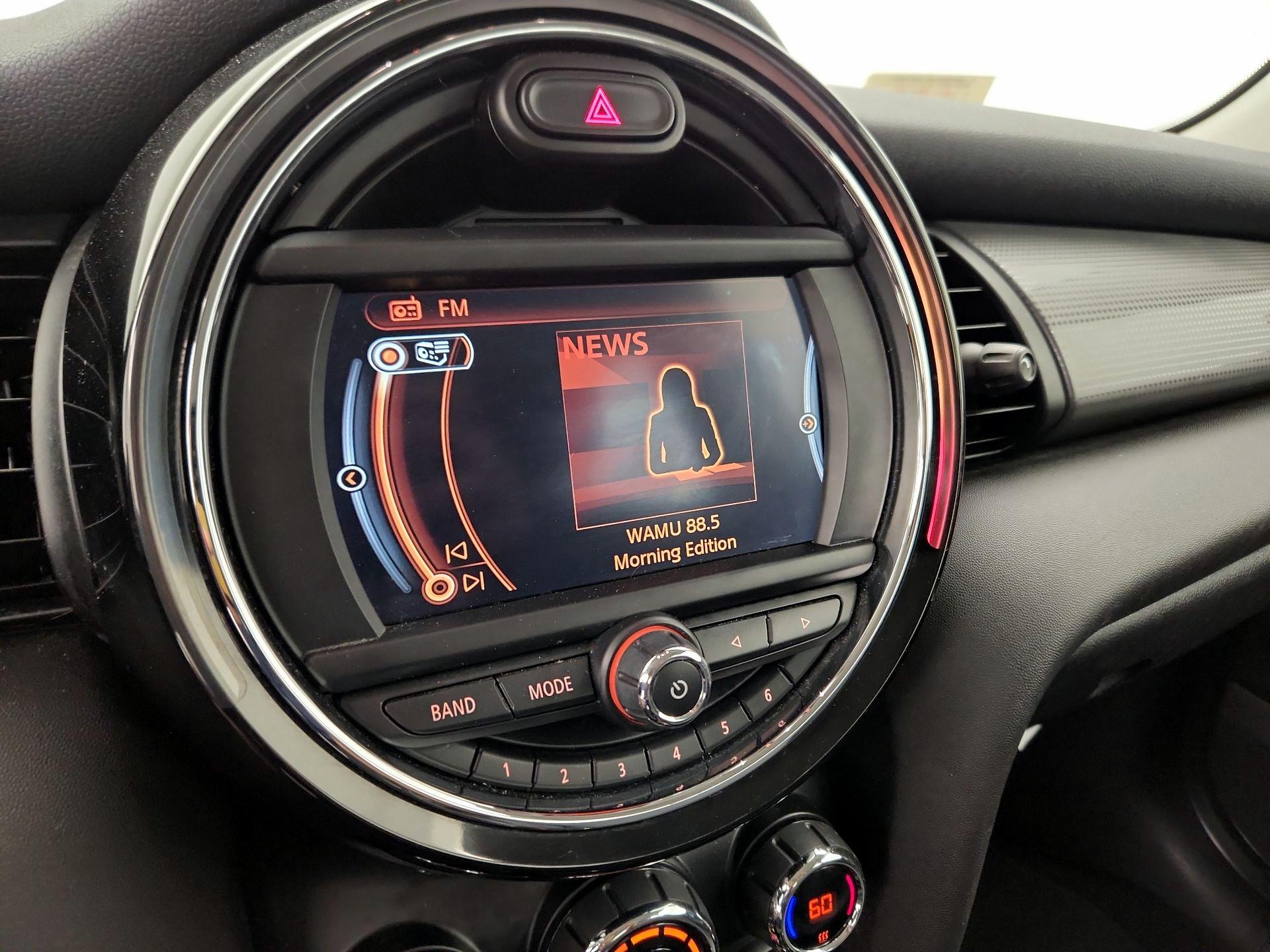Thumbnail: 2018 MINI Cooper Hardtop - 15