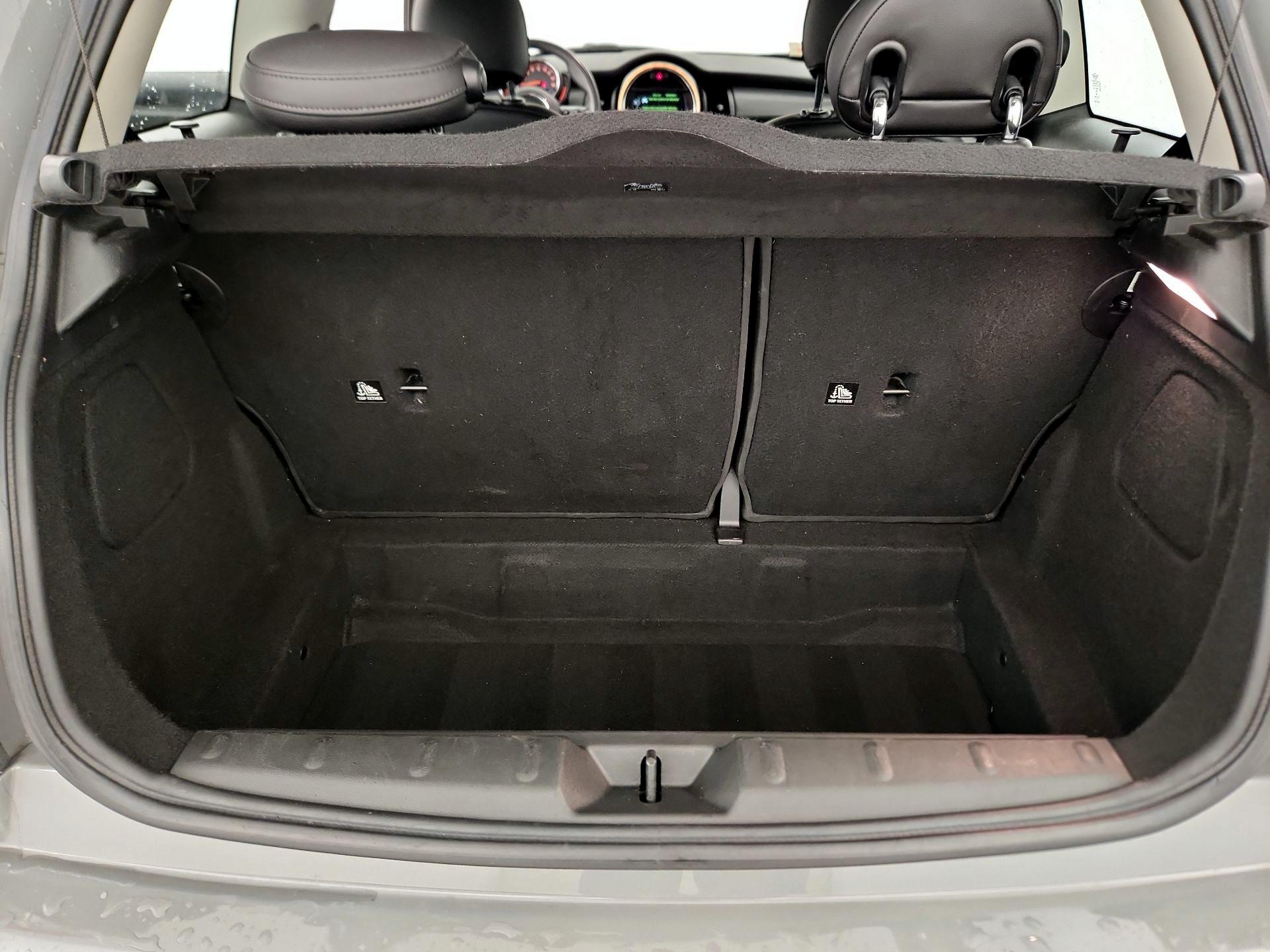 Thumbnail: 2018 MINI Cooper Hardtop - 20