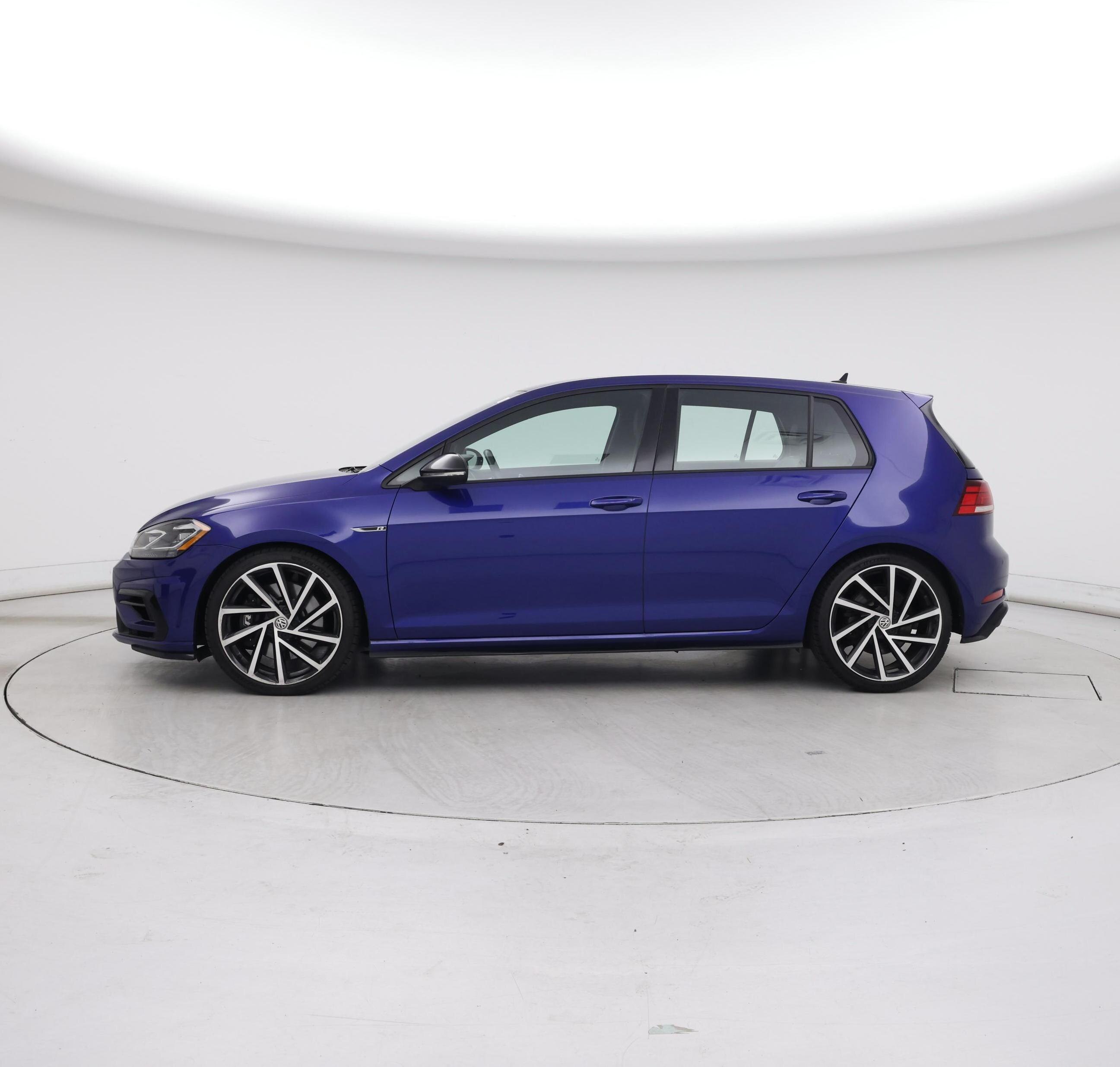 Thumbnail: 2018 Volkswagen Golf - 3