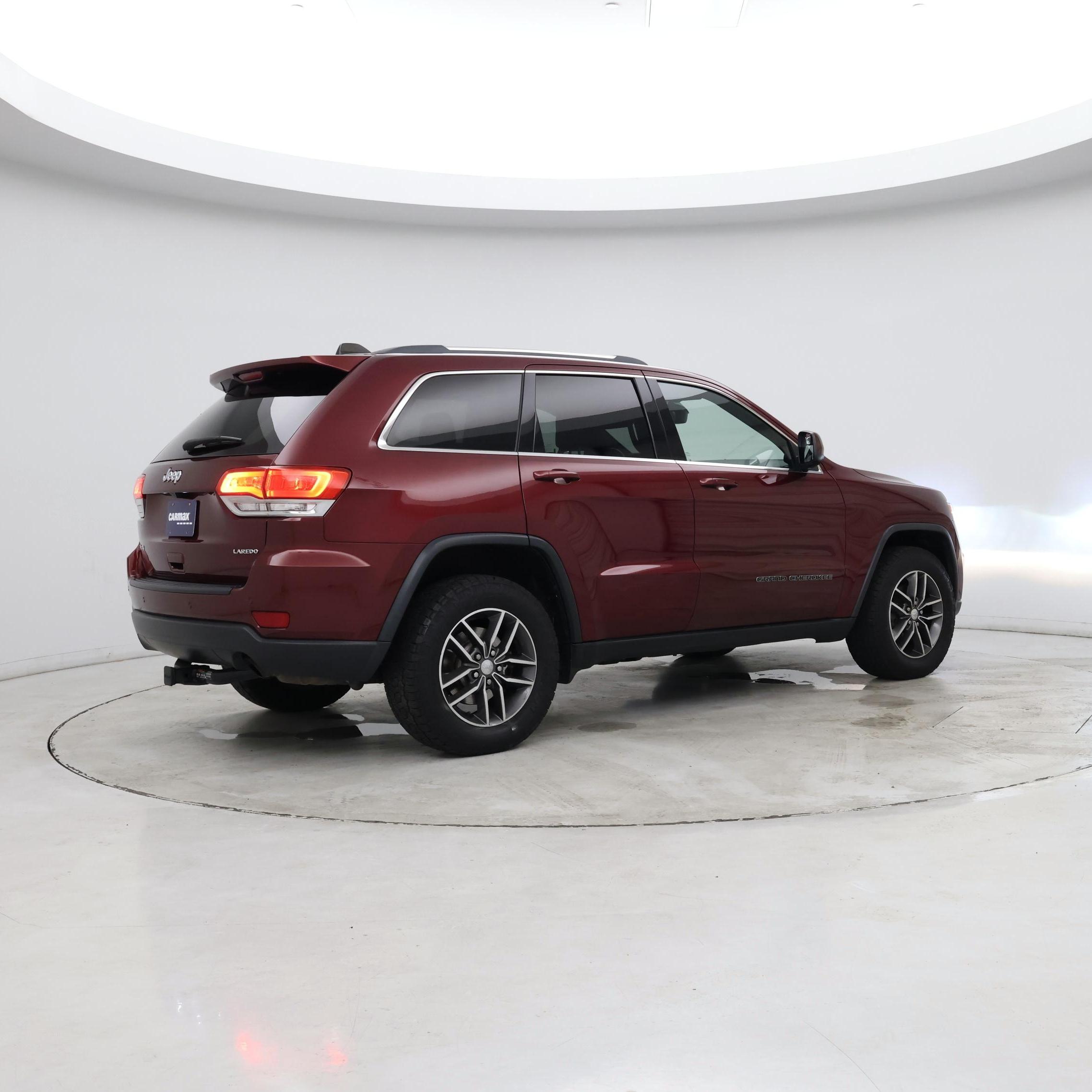 Thumbnail: 2018 Jeep Grand Cherokee - 6