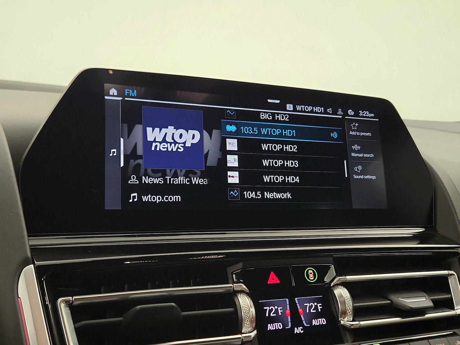2022 BMW 8 Series 840i - Photo 17