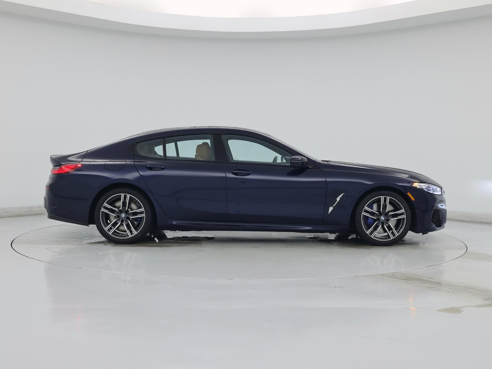 2022 BMW 8 Series 840i - Photo 8