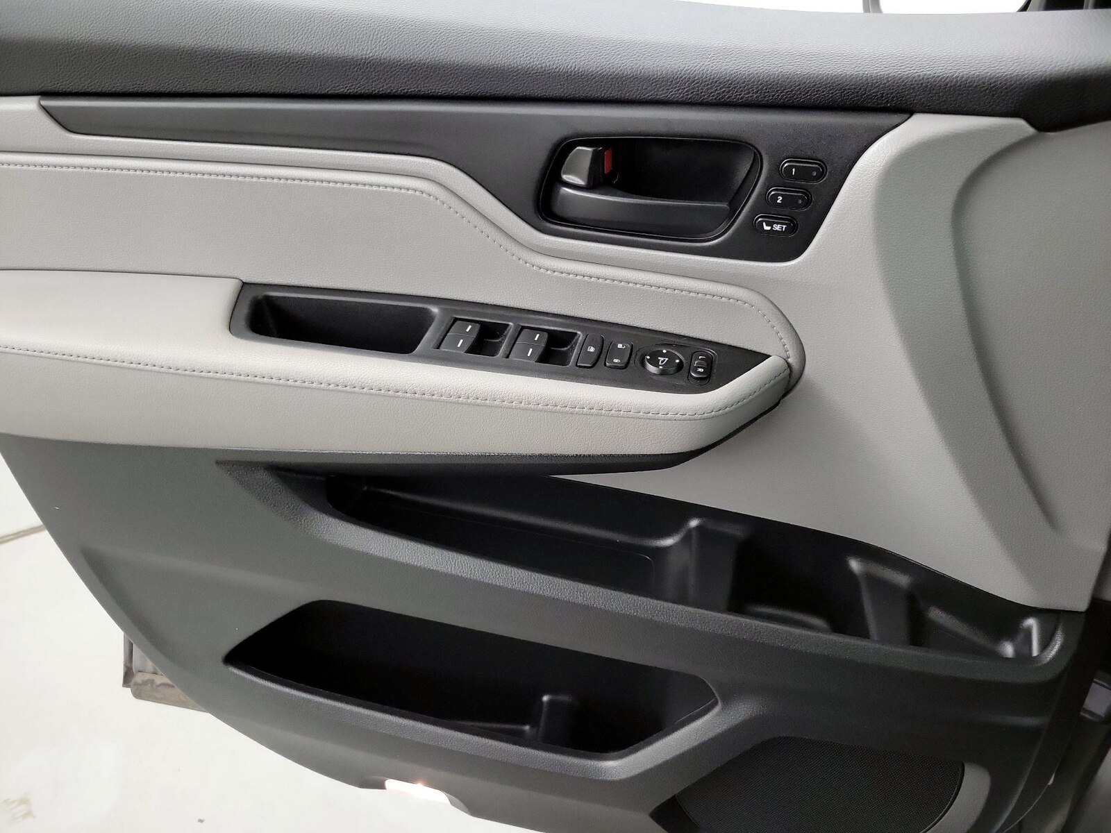 2018 Honda Odyssey EX-L - Photo 13