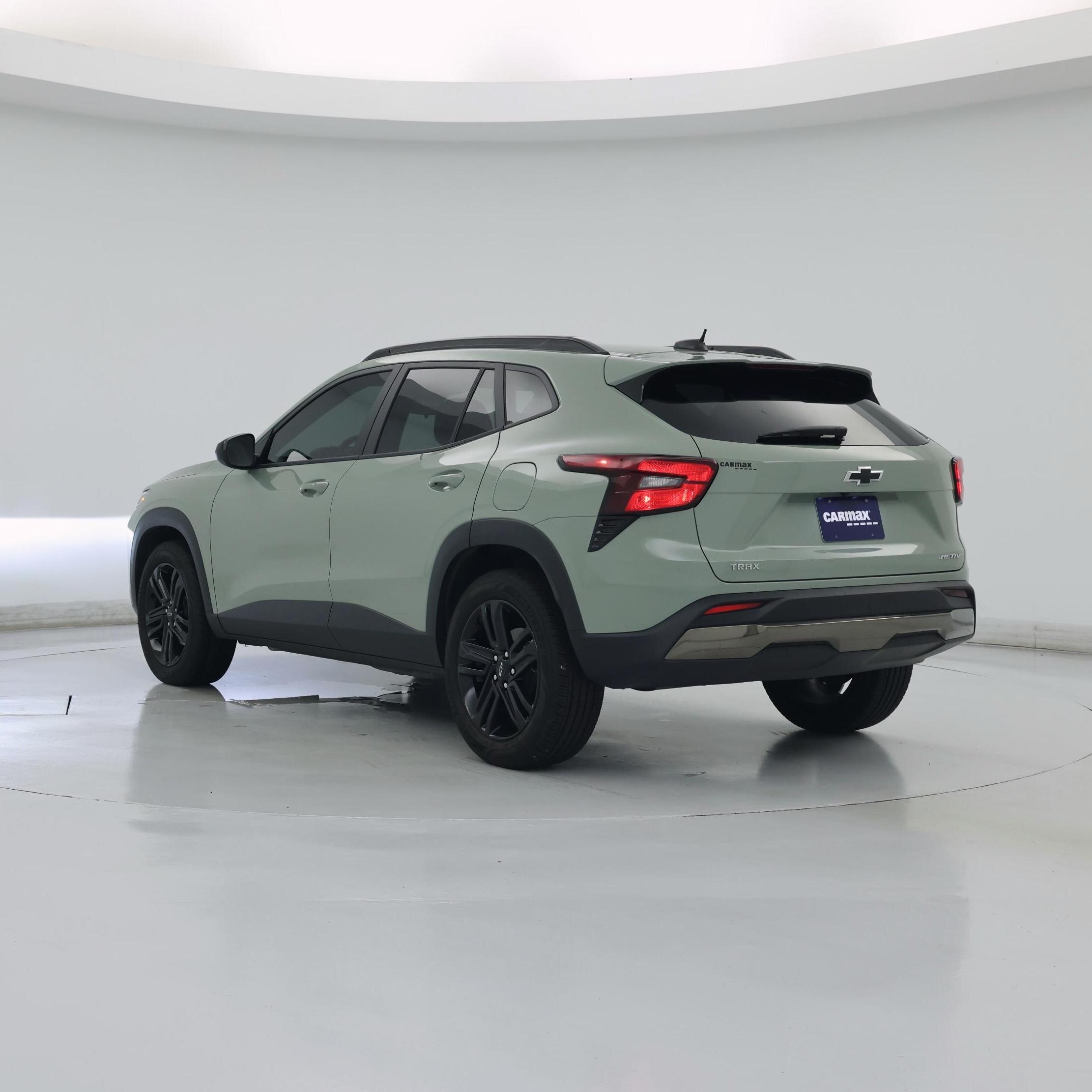 Thumbnail: 2025 Chevrolet Trax - 2