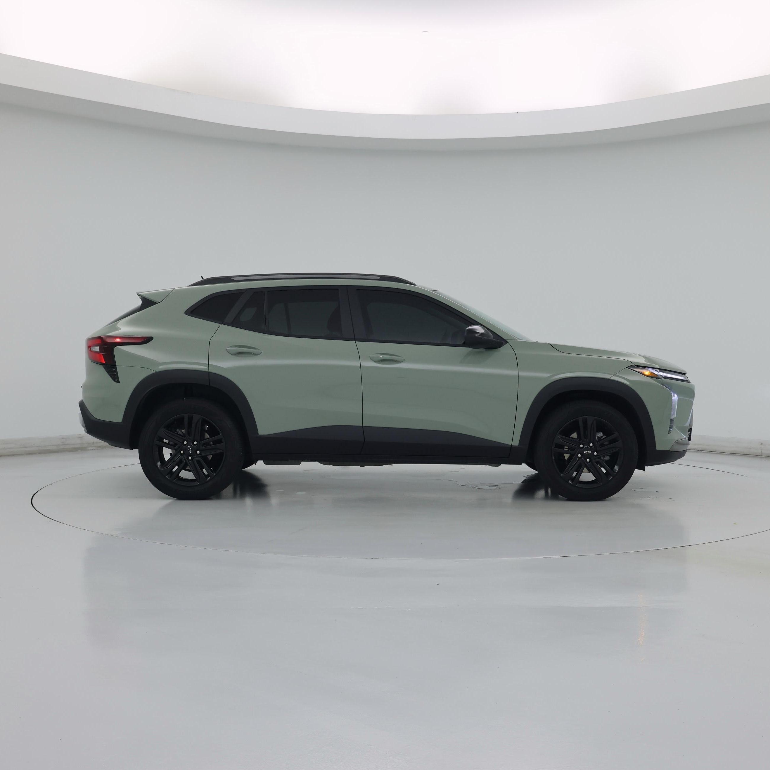 Thumbnail: 2025 Chevrolet Trax - 7