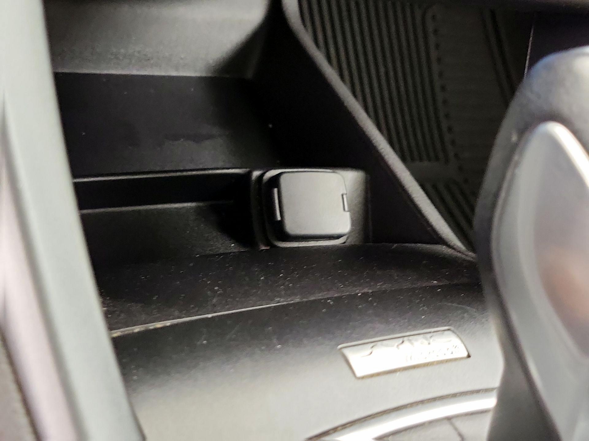 Thumbnail: 2015 Ford Fusion - 18