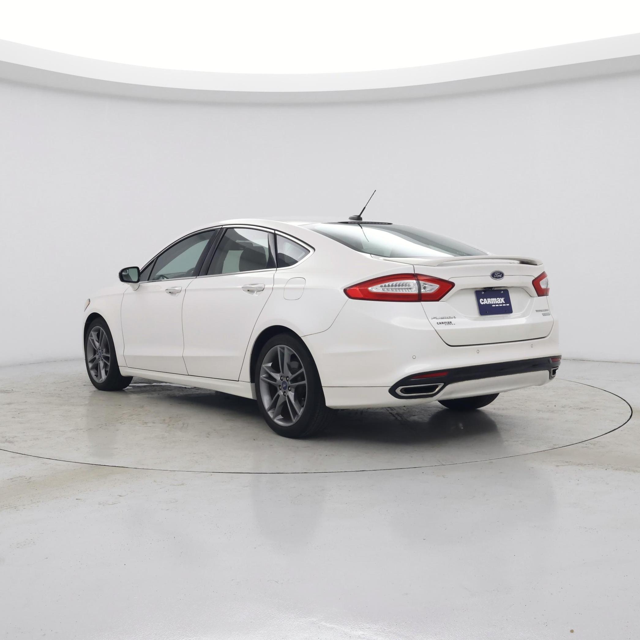 Thumbnail: 2015 Ford Fusion - 2