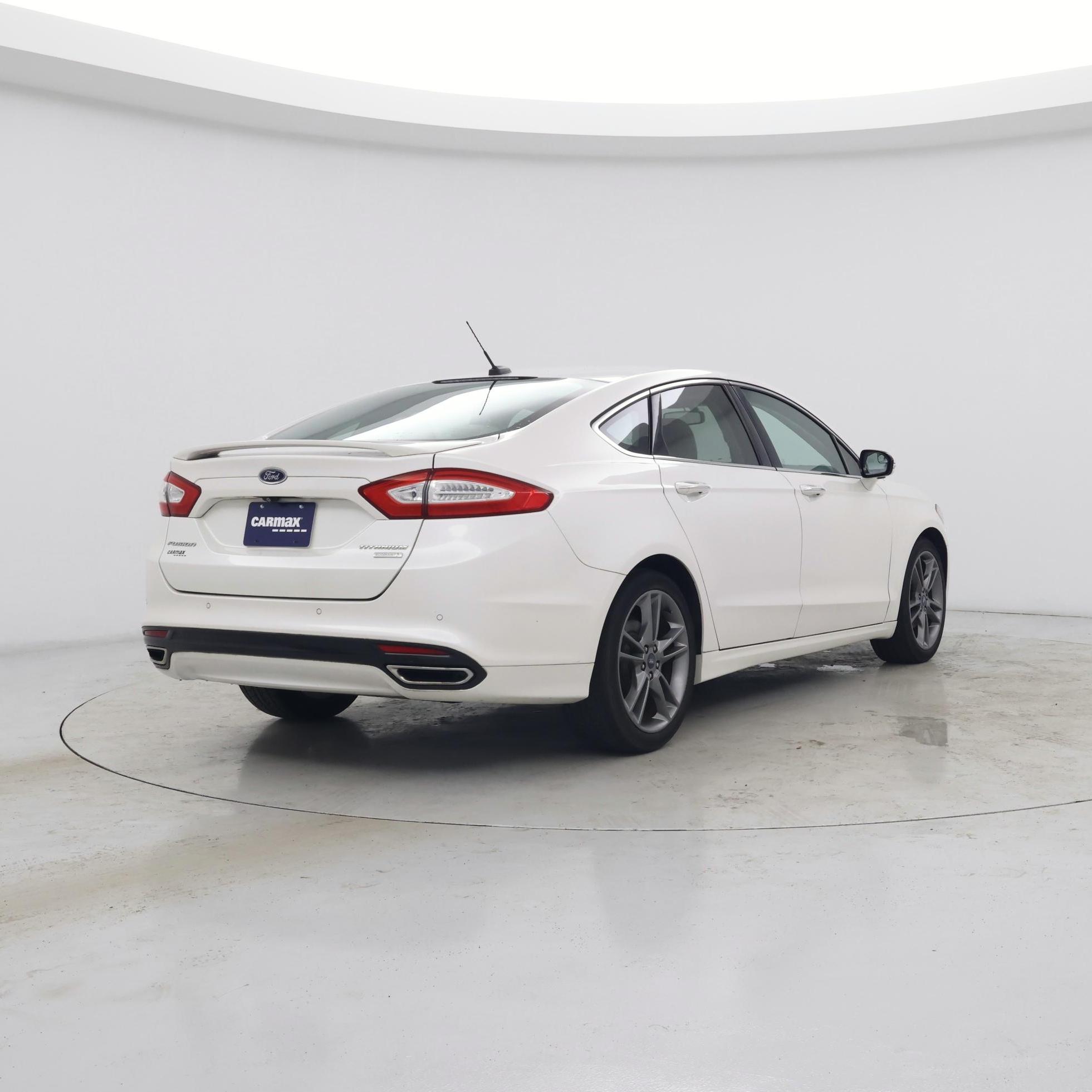 Thumbnail: 2015 Ford Fusion - 8
