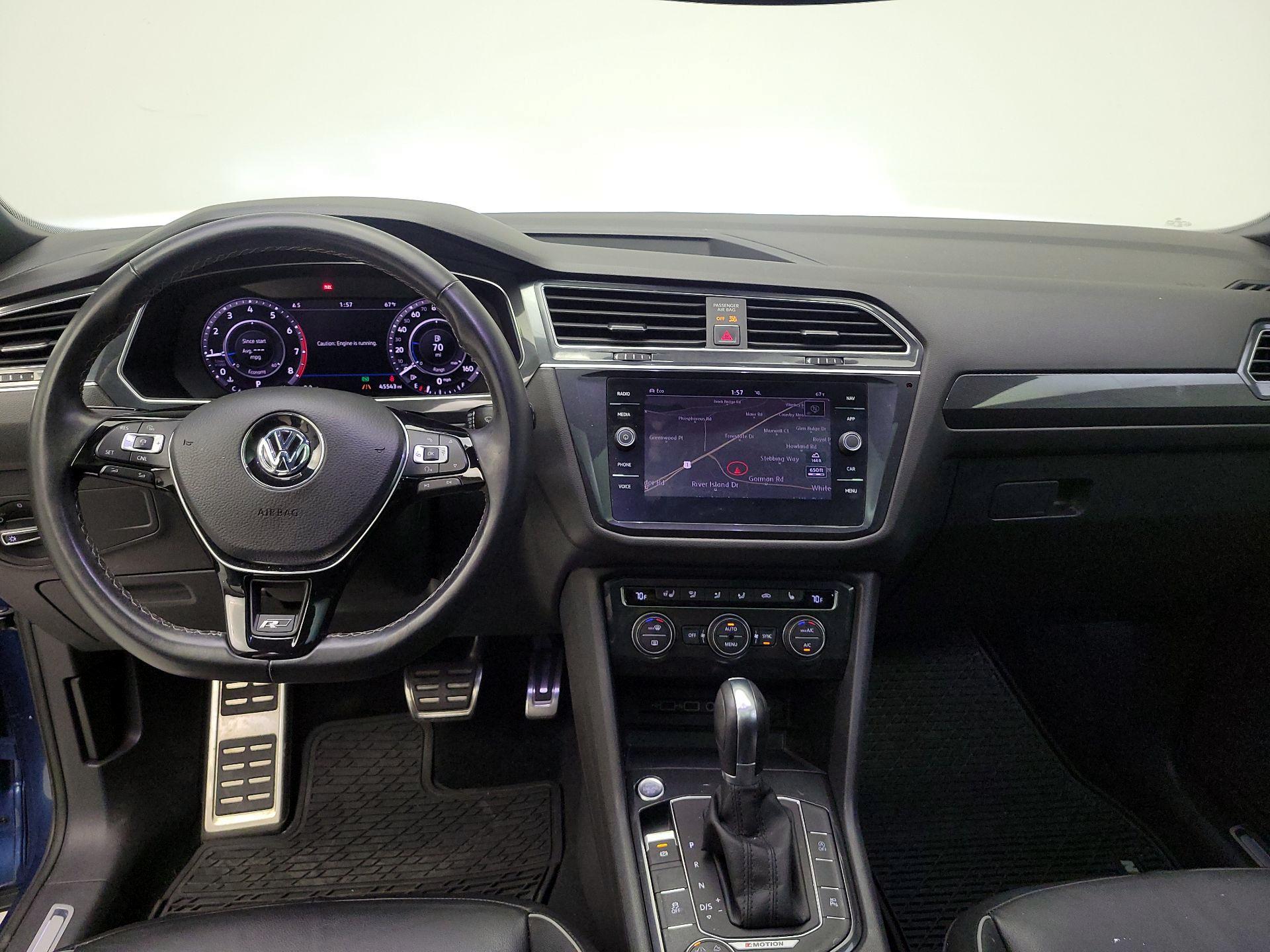 Thumbnail: 2018 Volkswagen Tiguan - 9