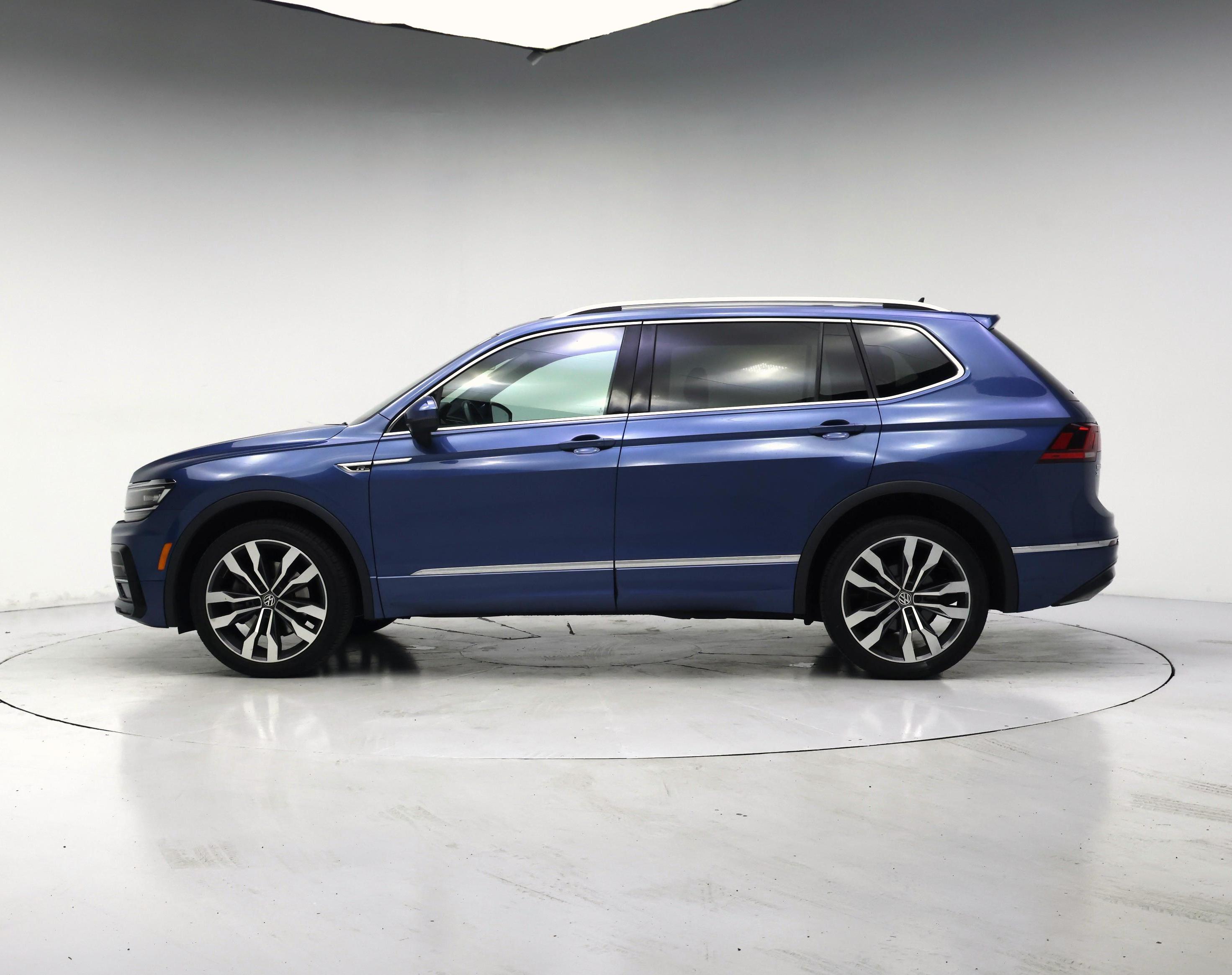 Thumbnail: 2018 Volkswagen Tiguan - 3