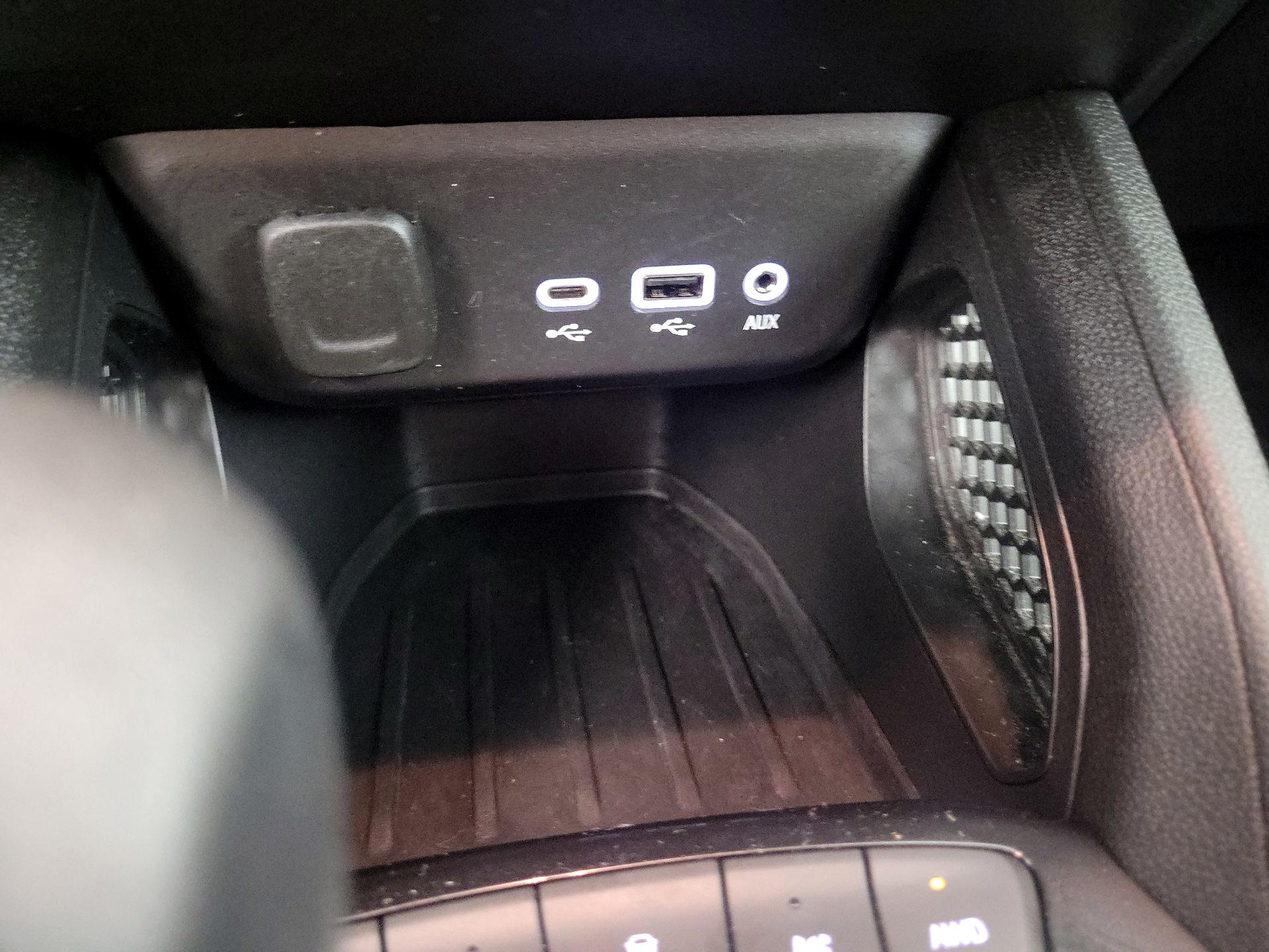 Thumbnail: 2021 Chevrolet TrailBlazer - 18