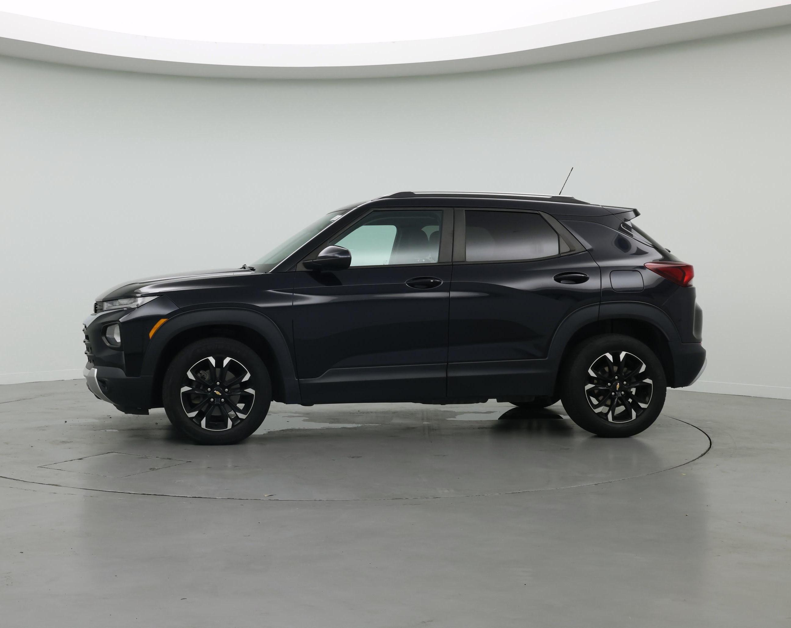 Thumbnail: 2021 Chevrolet TrailBlazer - 3