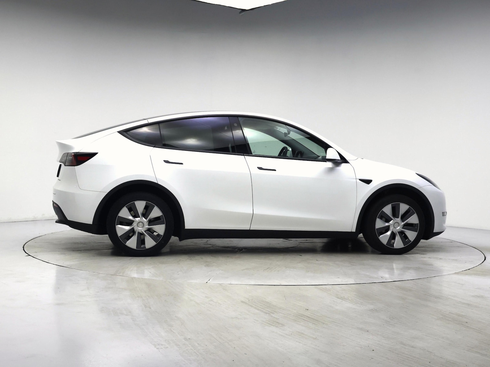 2023 Tesla Model Y Long Range - Photo 8