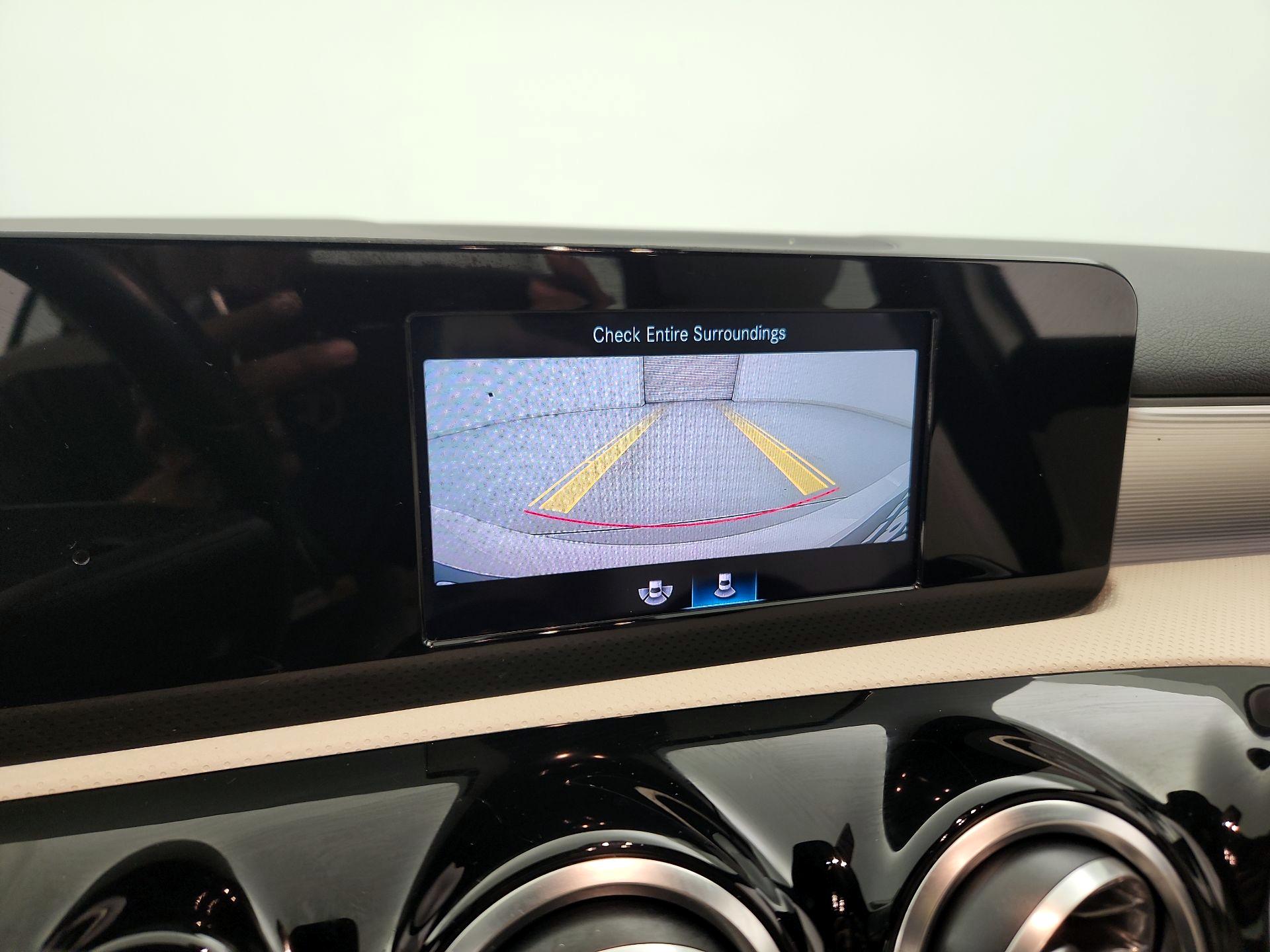 Thumbnail: 2020 Mercedes-Benz A-Class - 14