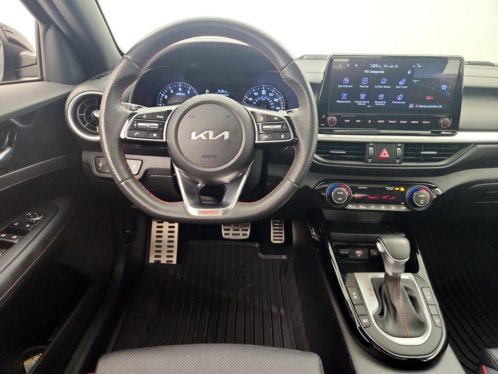 2023 Kia Forte GT - Photo 11