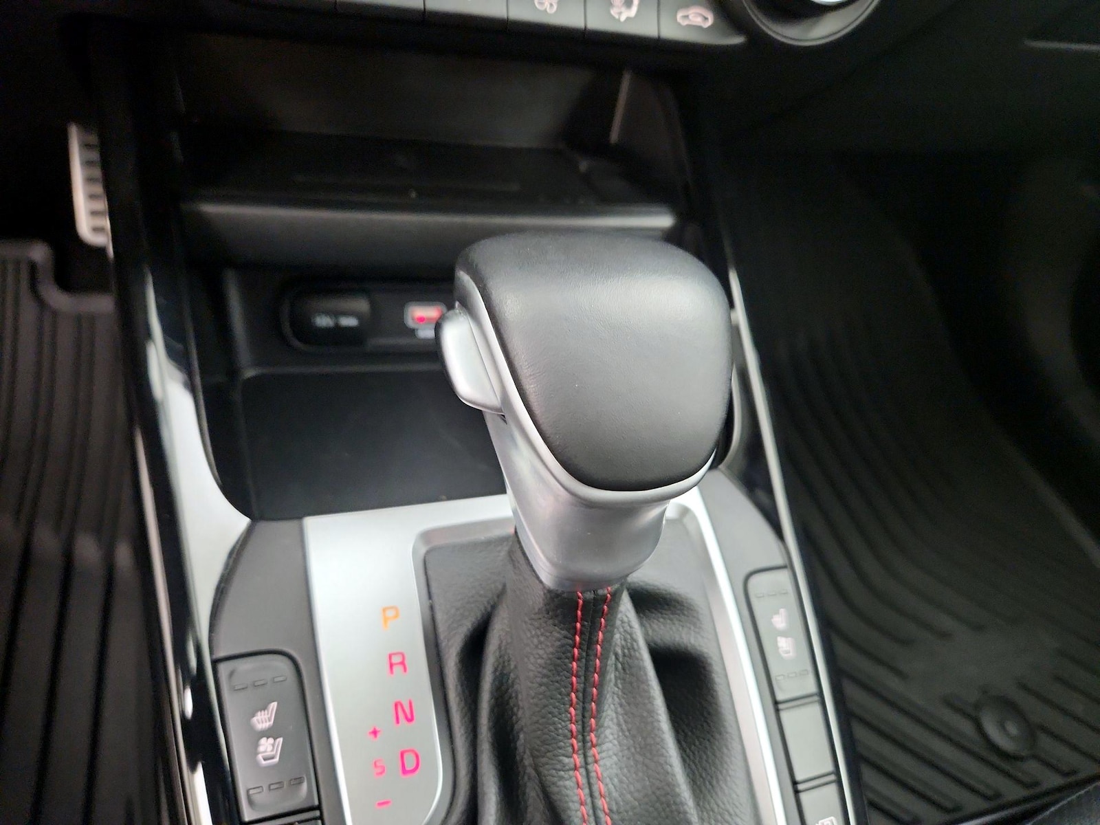 2023 Kia Forte GT - Photo 19