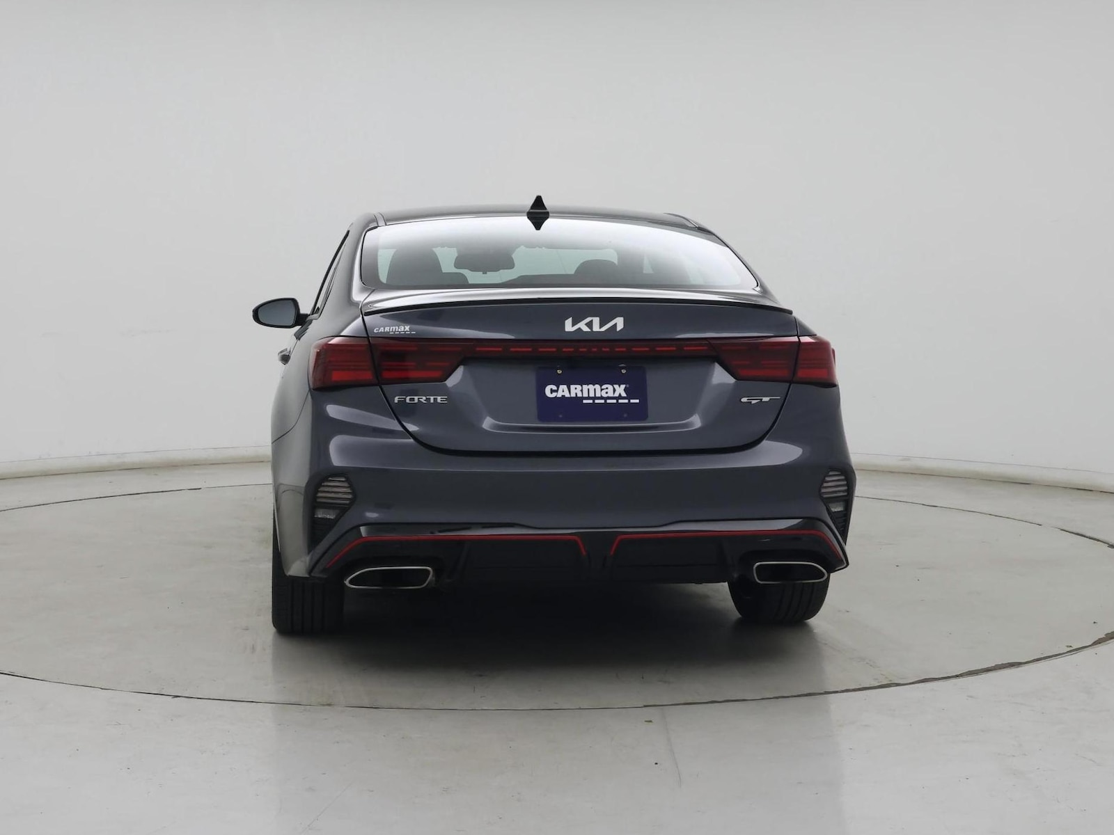 2023 Kia Forte GT - Photo 3
