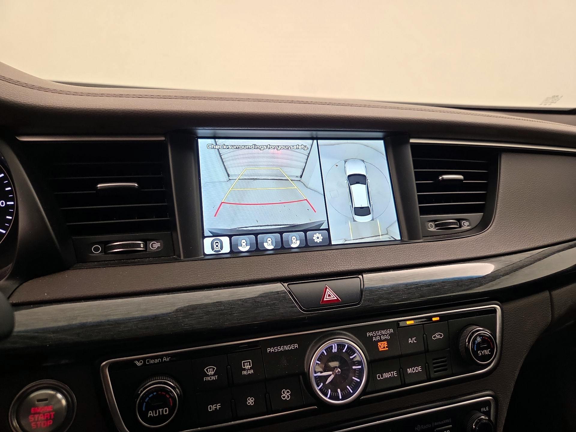 Thumbnail: 2017 Kia Cadenza - 15