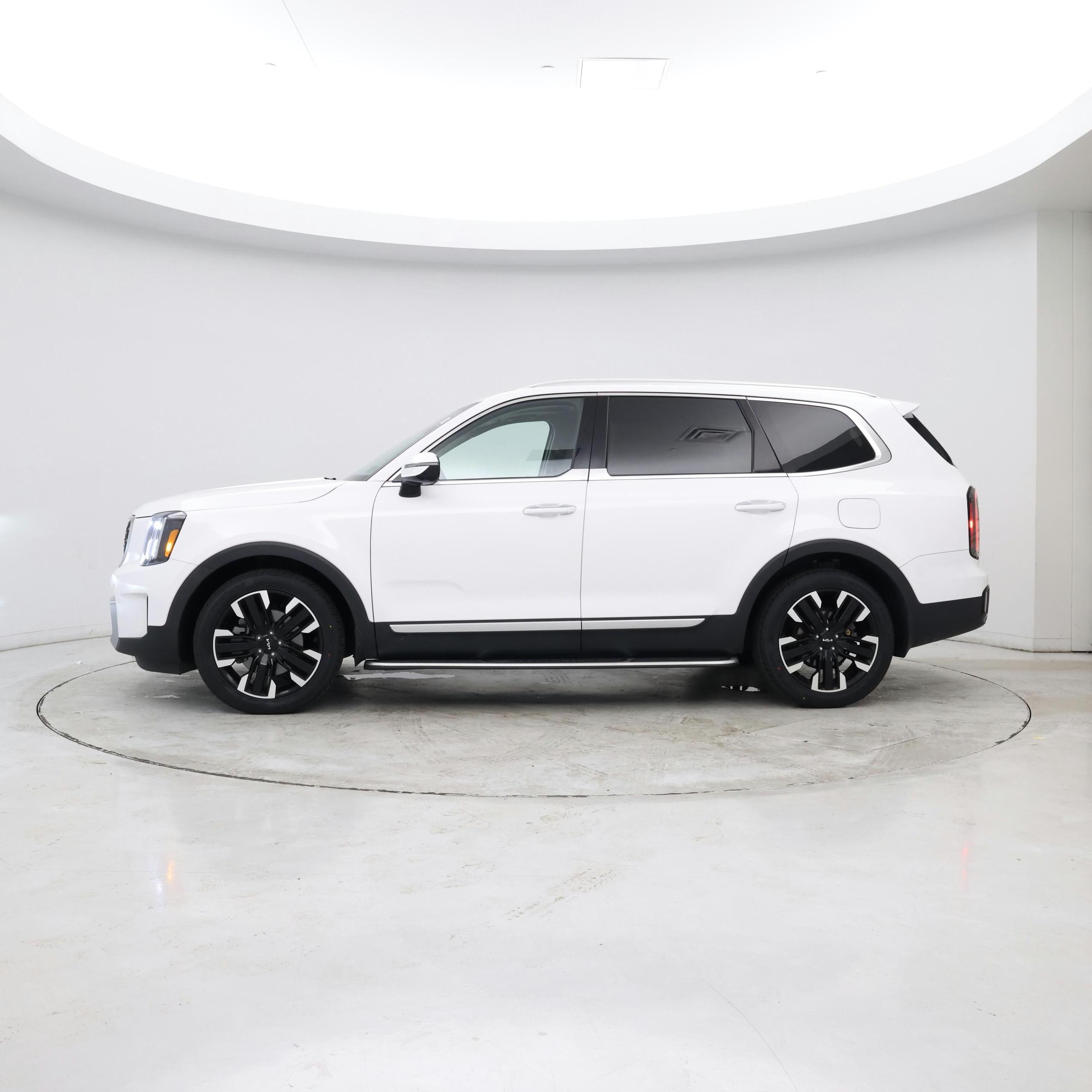 Thumbnail: 2023 Kia Telluride - 2