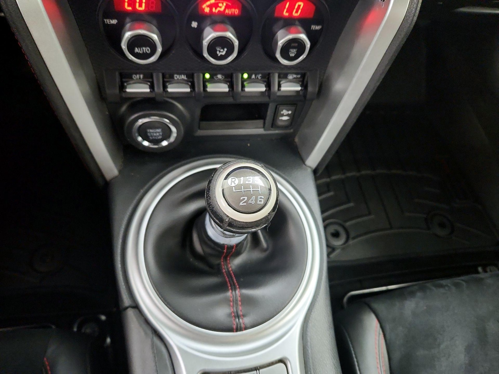 Photo 18
