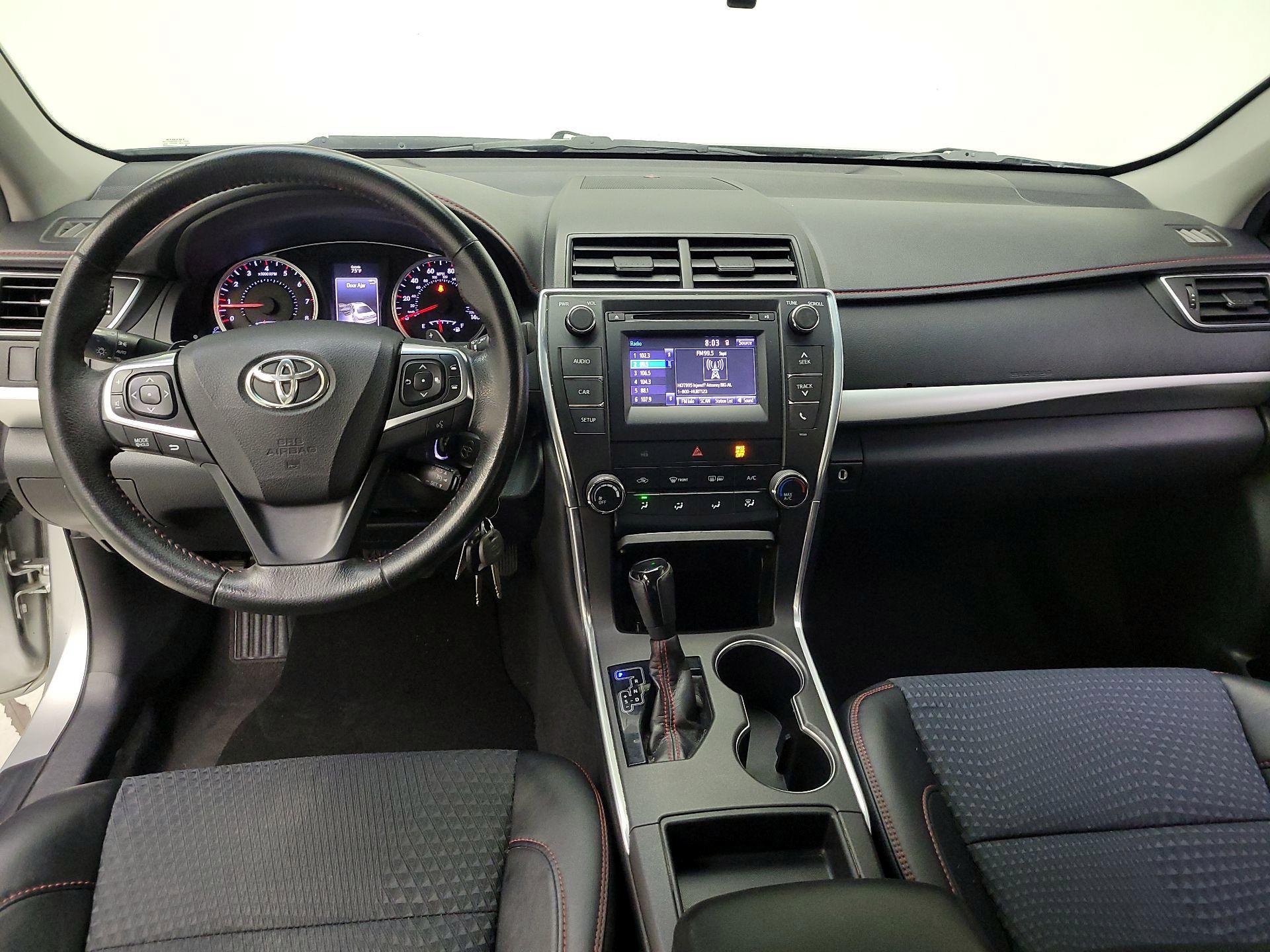 Thumbnail: 2015 Toyota Camry - 9