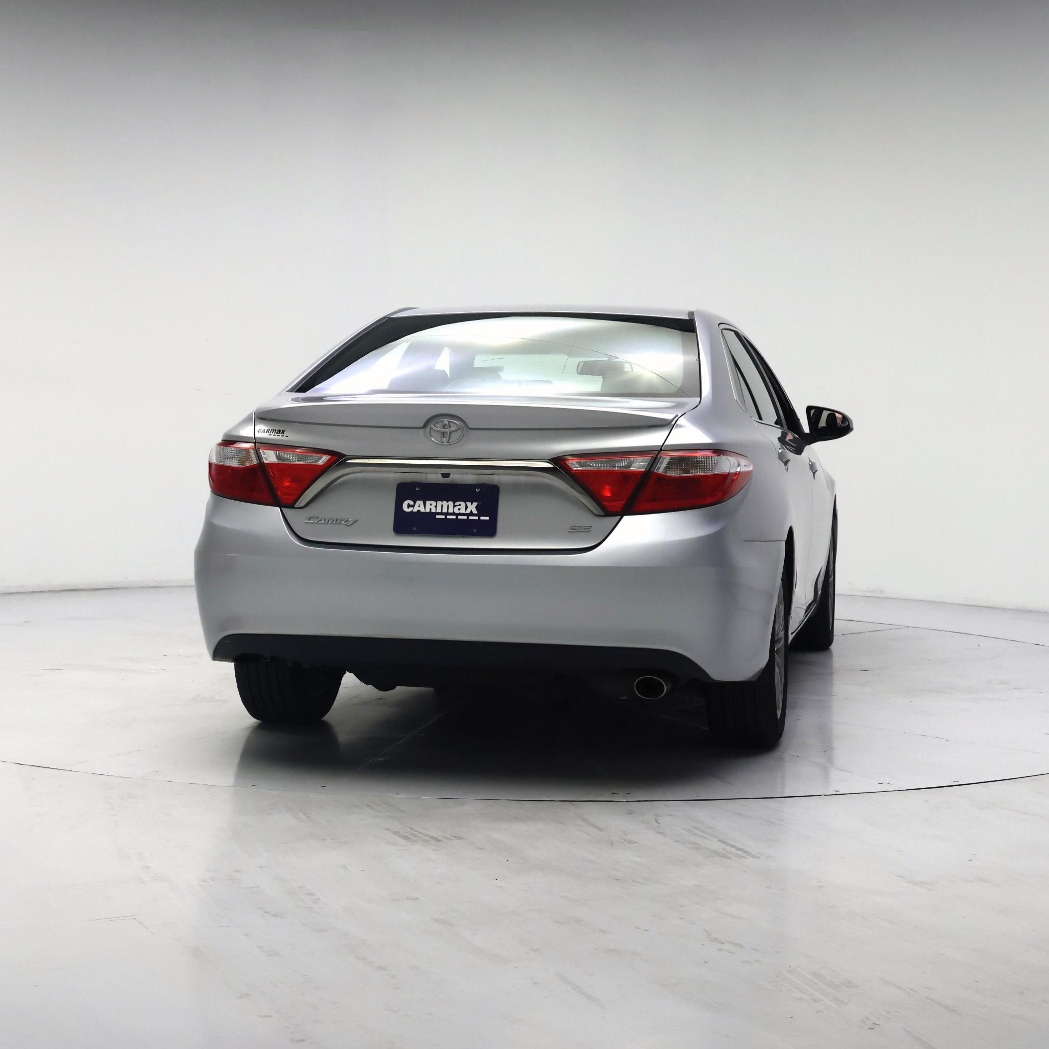 Thumbnail: 2015 Toyota Camry - 8