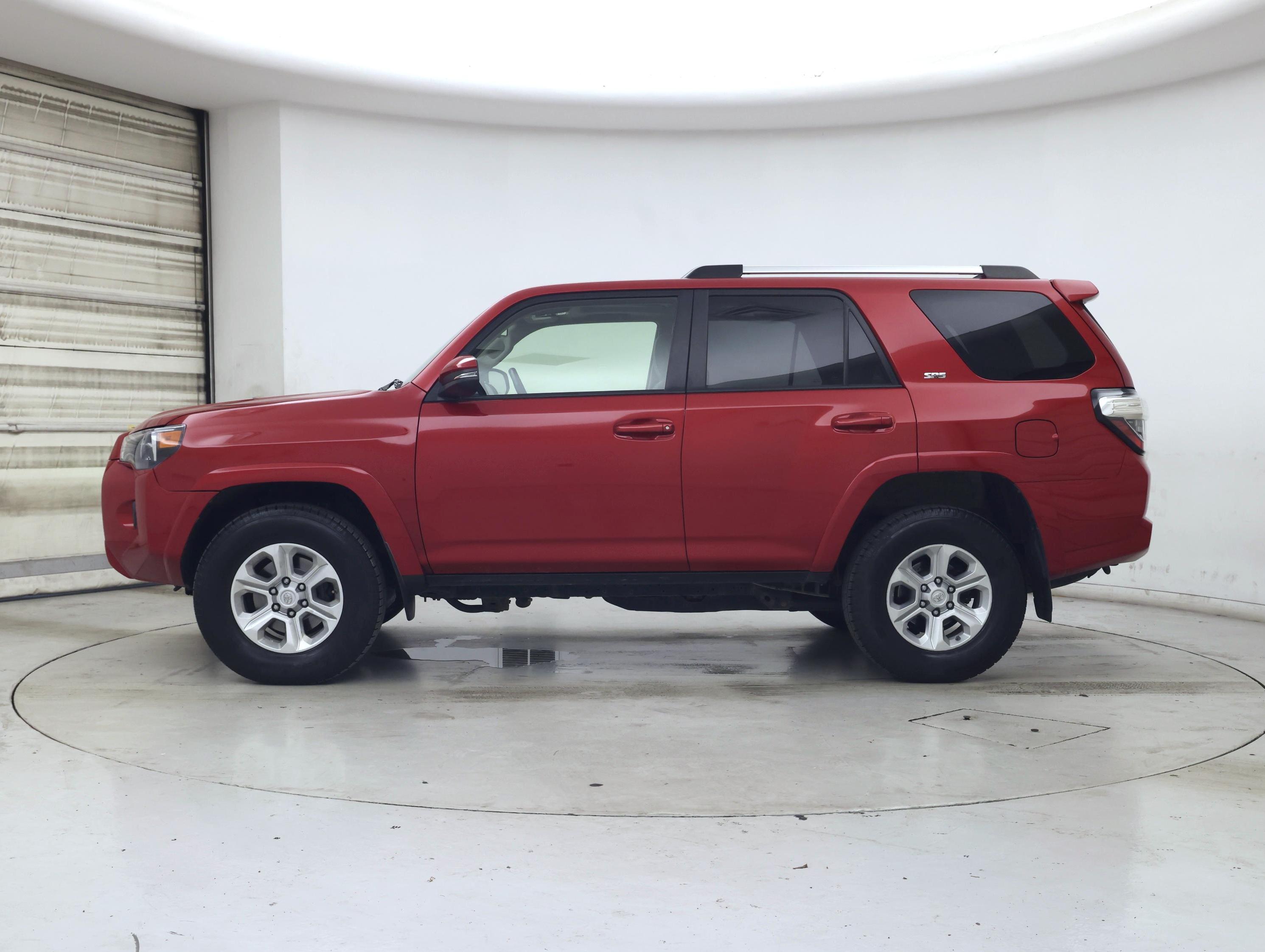 Thumbnail: 2021 Toyota 4Runner - 3