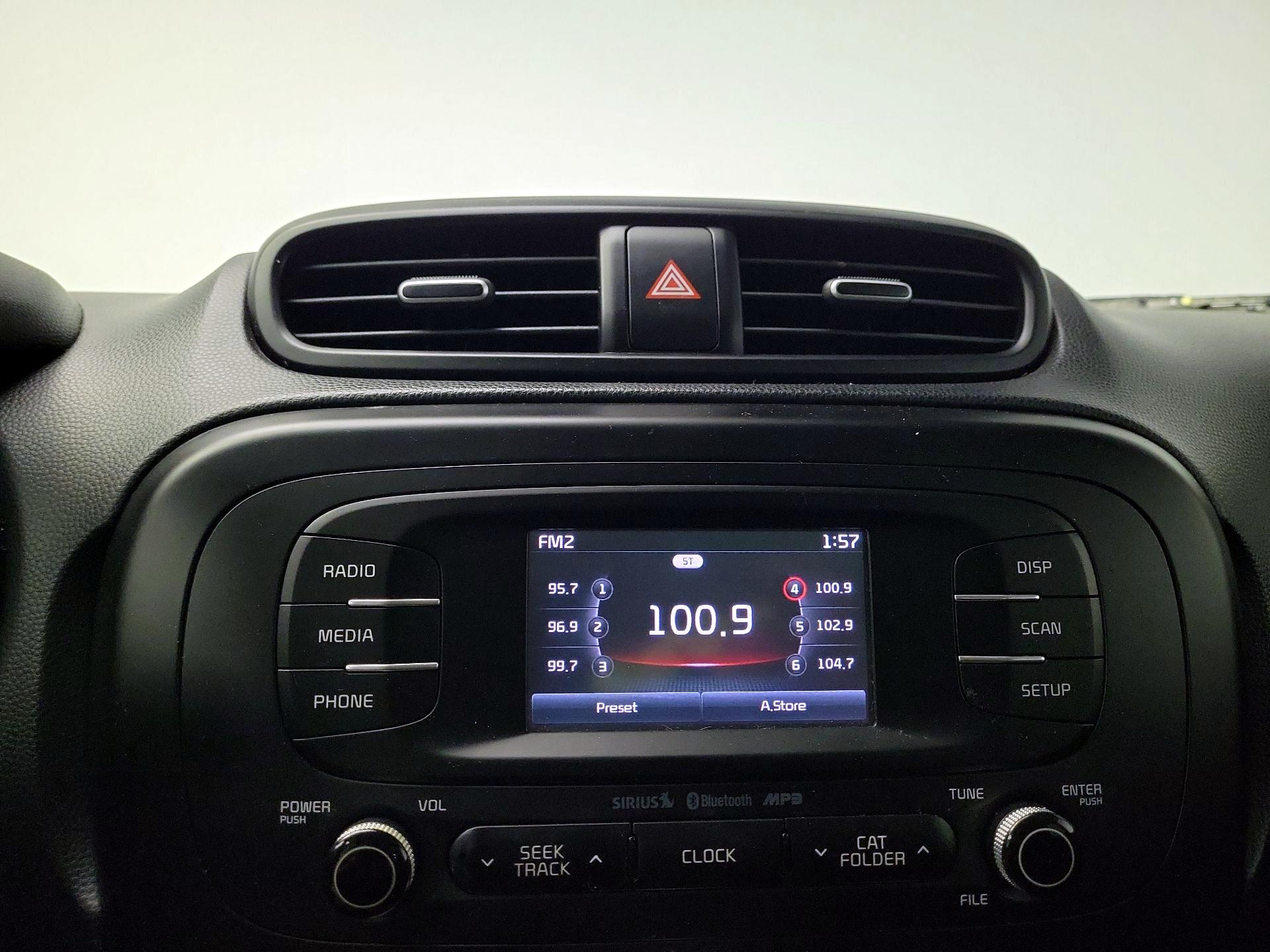 Thumbnail: 2016 Kia Soul - 15