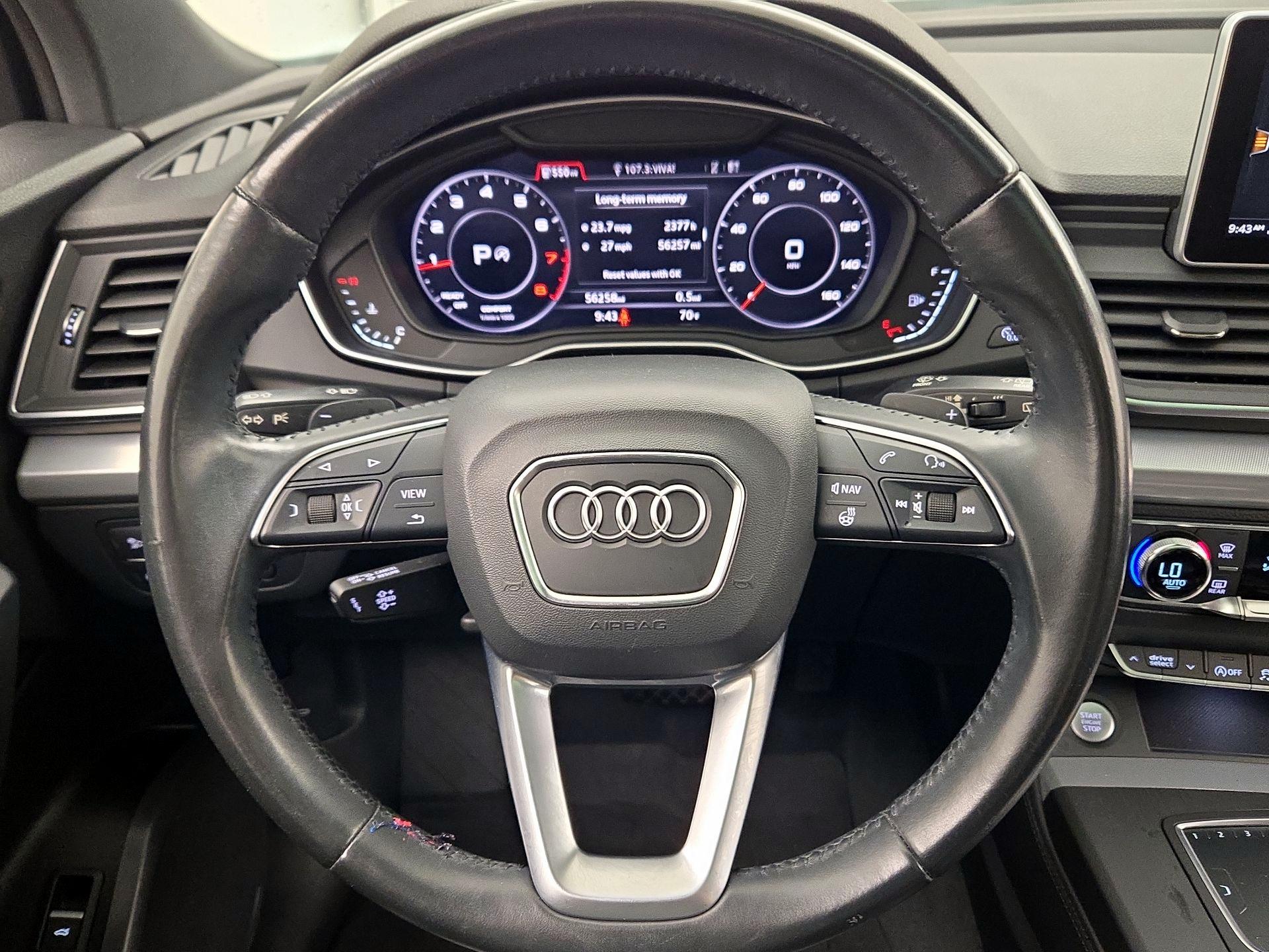 Thumbnail: 2020 Audi Q5 - 10