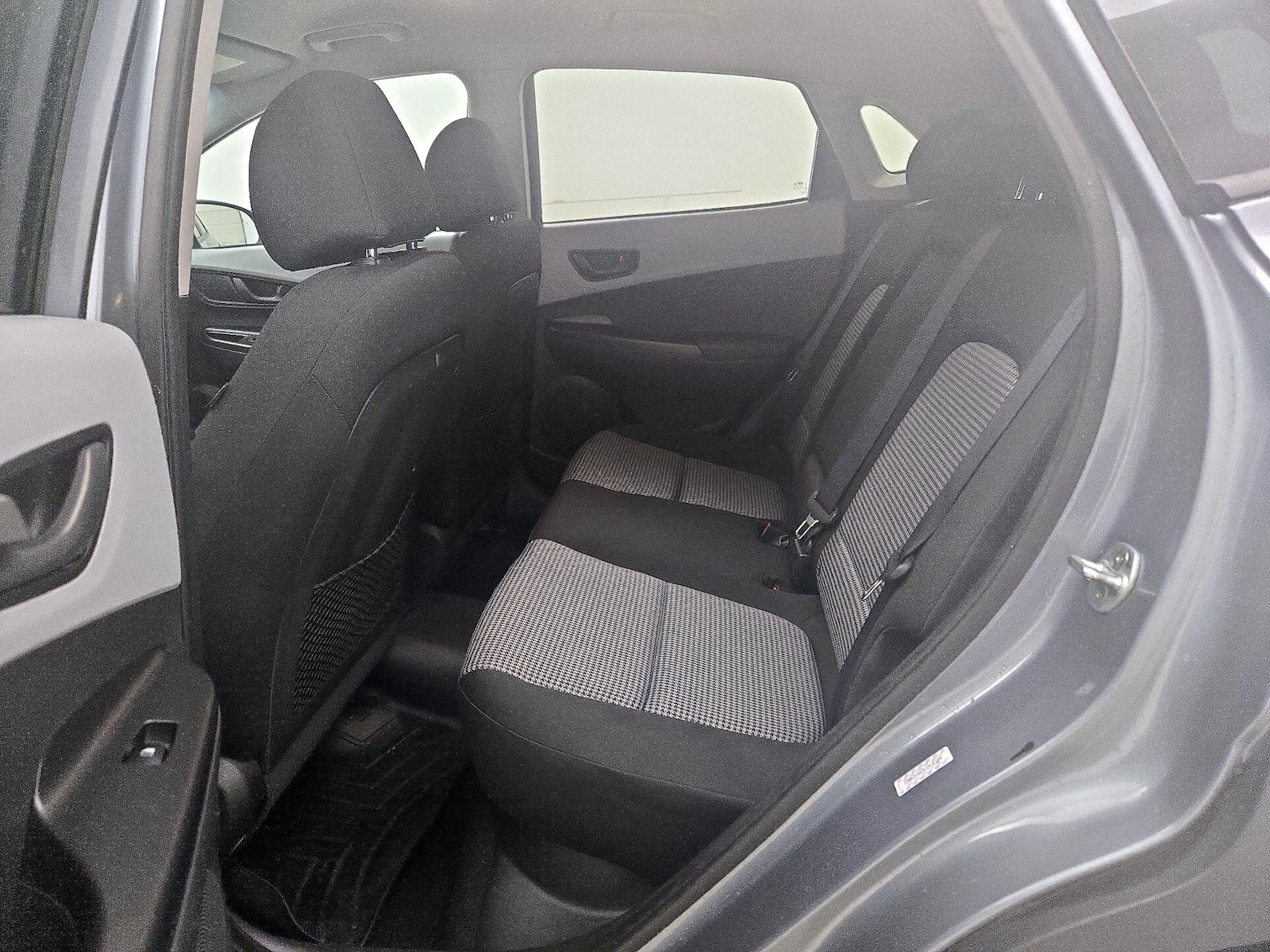 2020 Hyundai Kona SEL - Photo 20