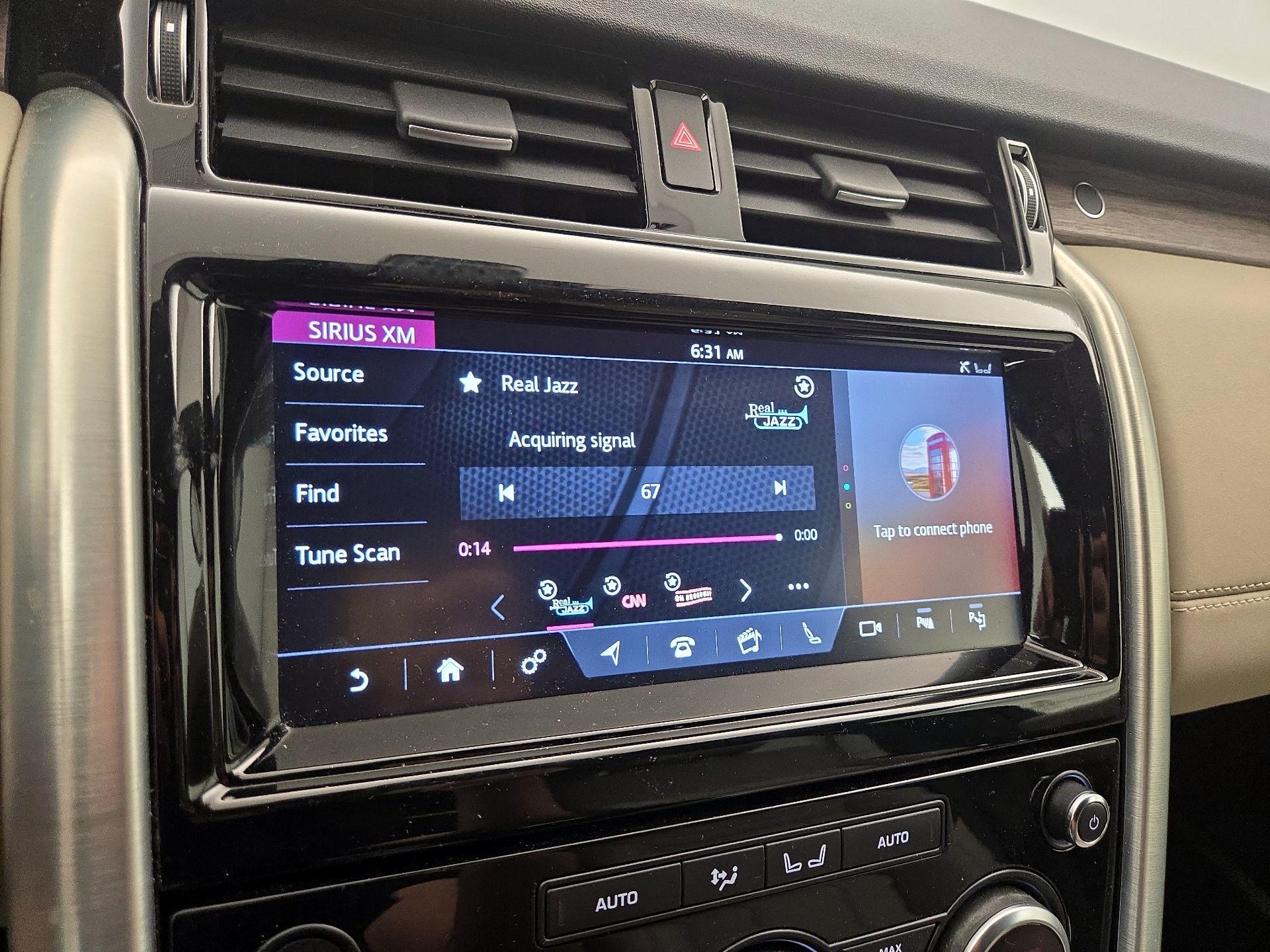 Thumbnail: 2019 Land Rover Discovery - 16