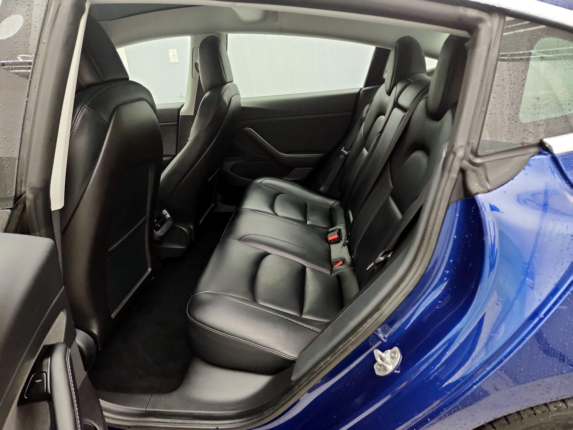 Thumbnail: 2020 Tesla Model 3 - 18