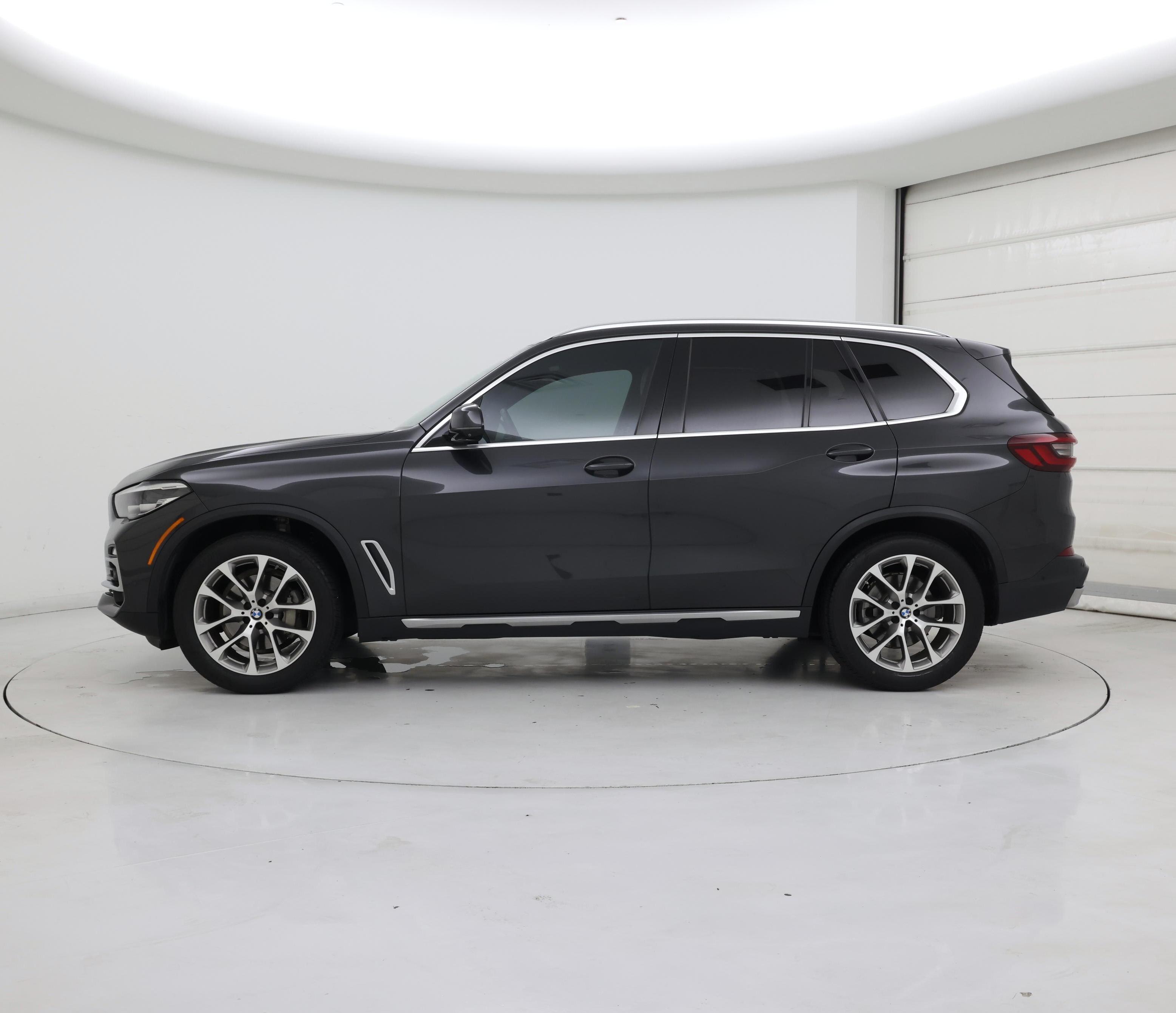 Thumbnail: 2020 BMW X5 - 3