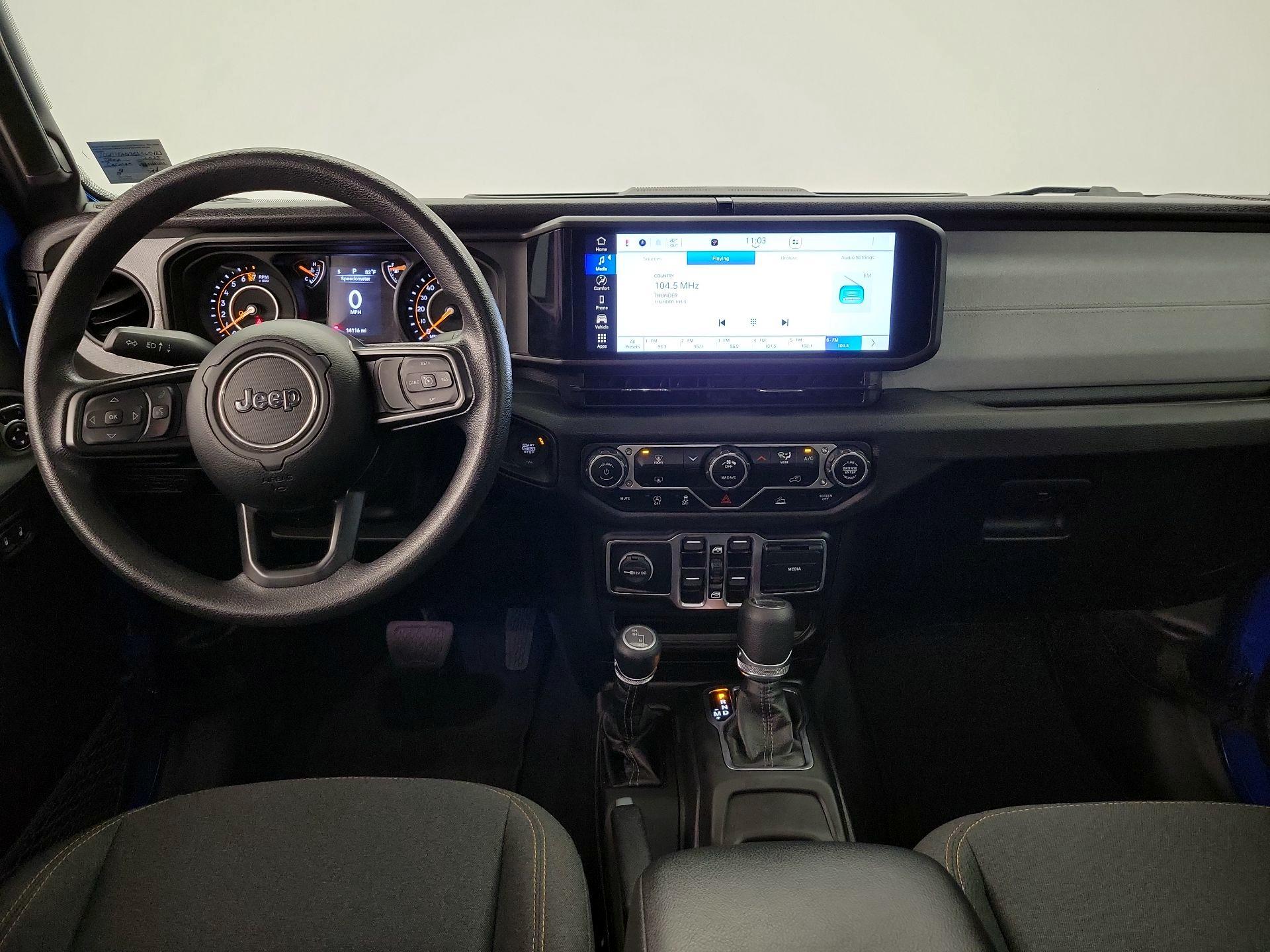 Thumbnail: 2025 Jeep Gladiator - 9