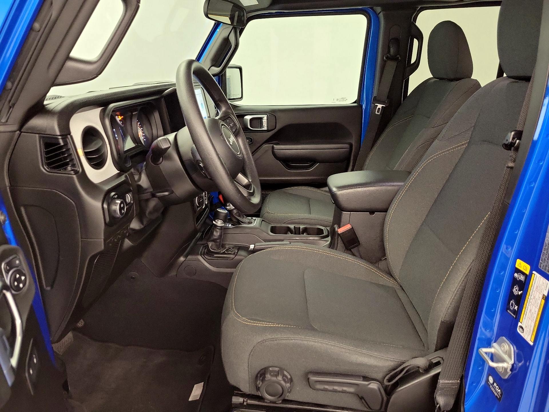 Thumbnail: 2025 Jeep Gladiator - 11