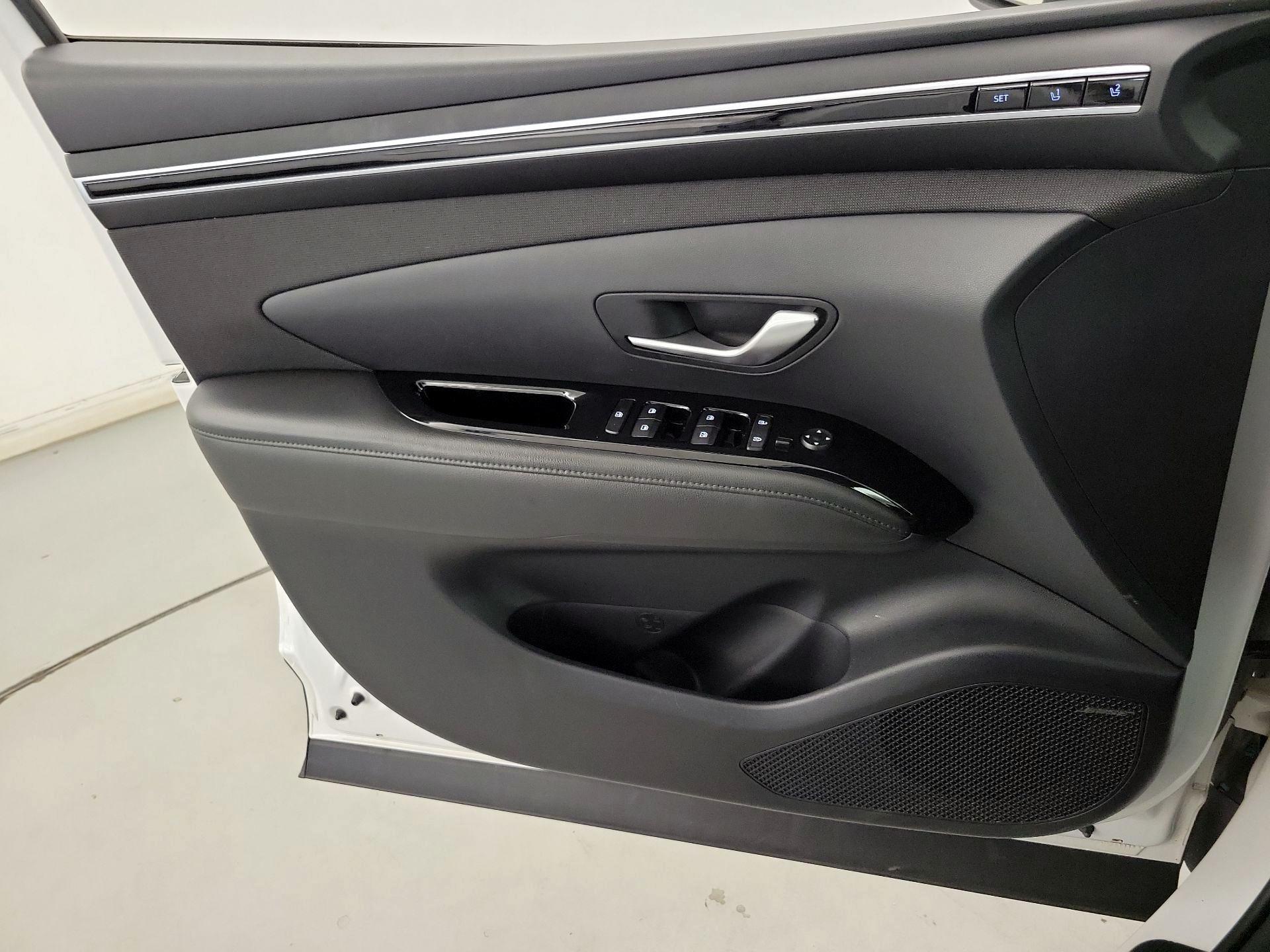 Thumbnail: 2022 Hyundai Tucson - 12