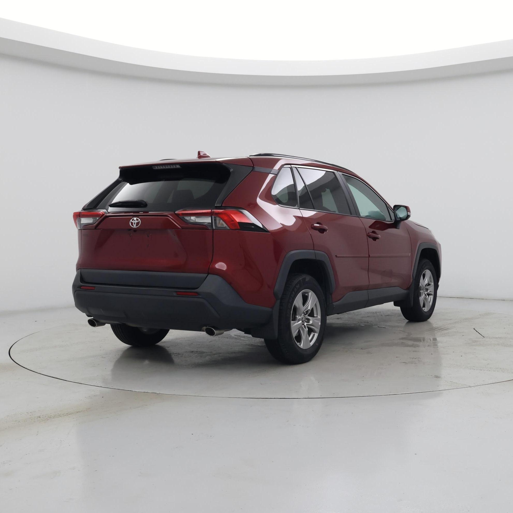 Thumbnail: 2022 Toyota RAV4 - 8