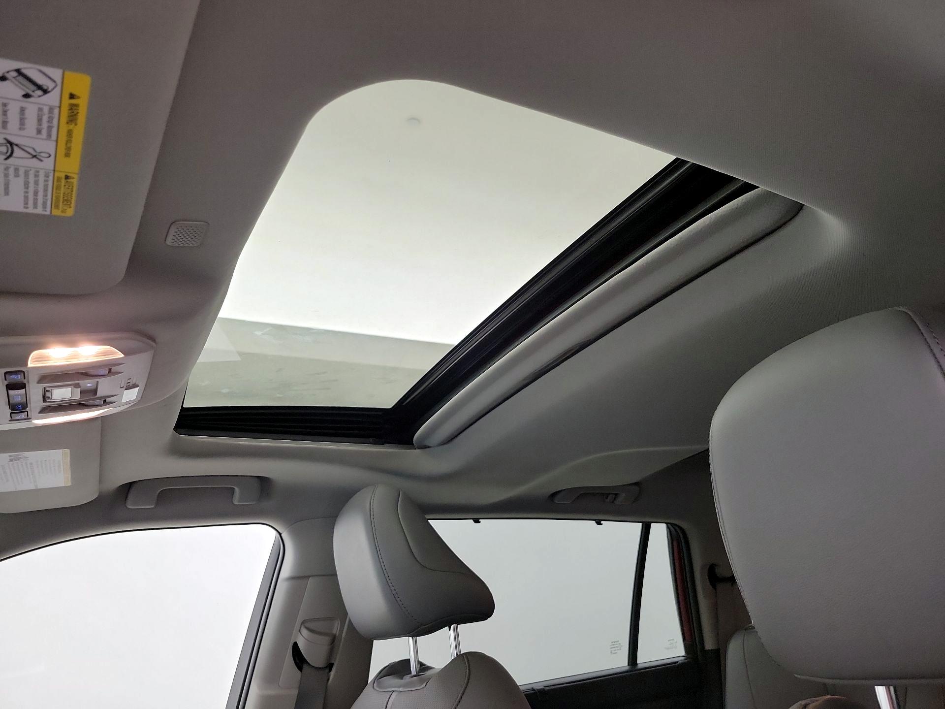 Thumbnail: 2021 Toyota Highlander - 20