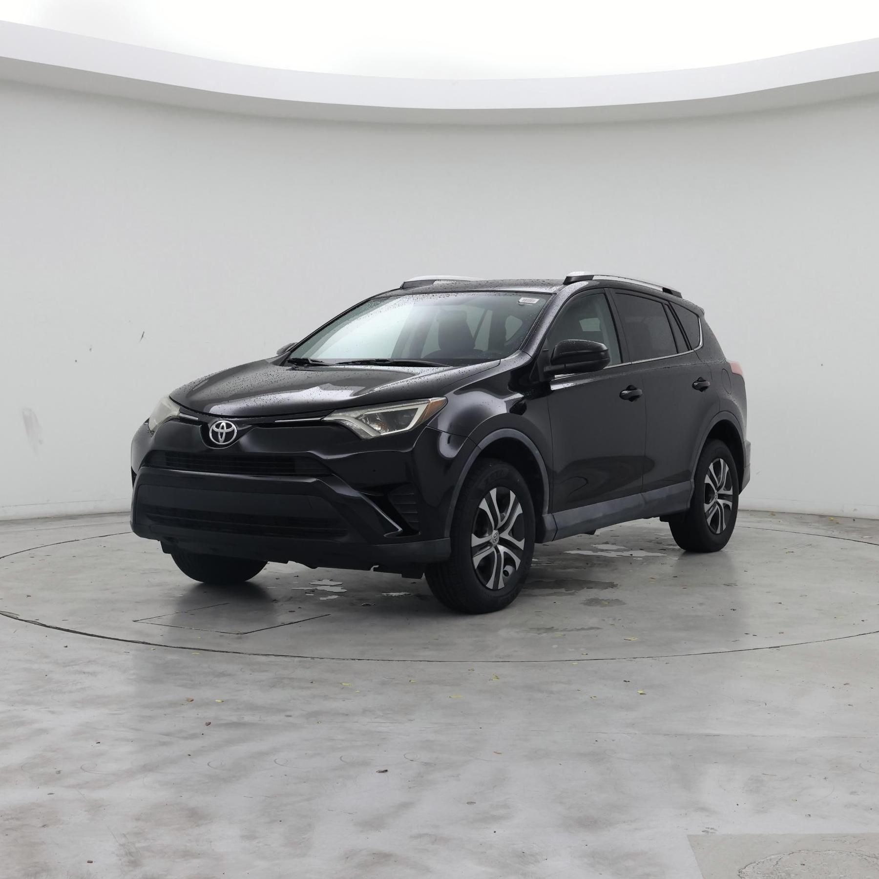 Thumbnail: 2016 Toyota RAV4 - 4