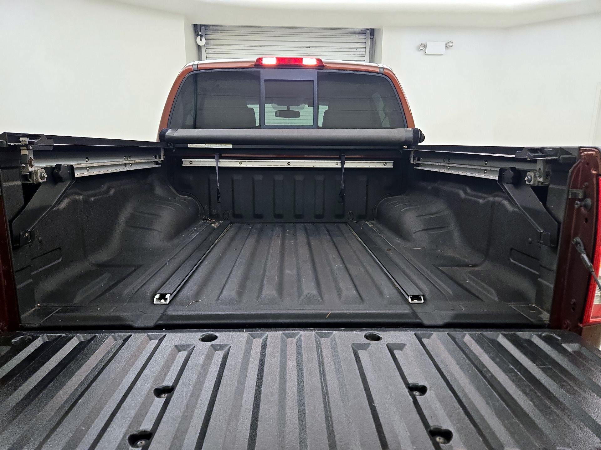 Thumbnail: 2016 Nissan Frontier - 17