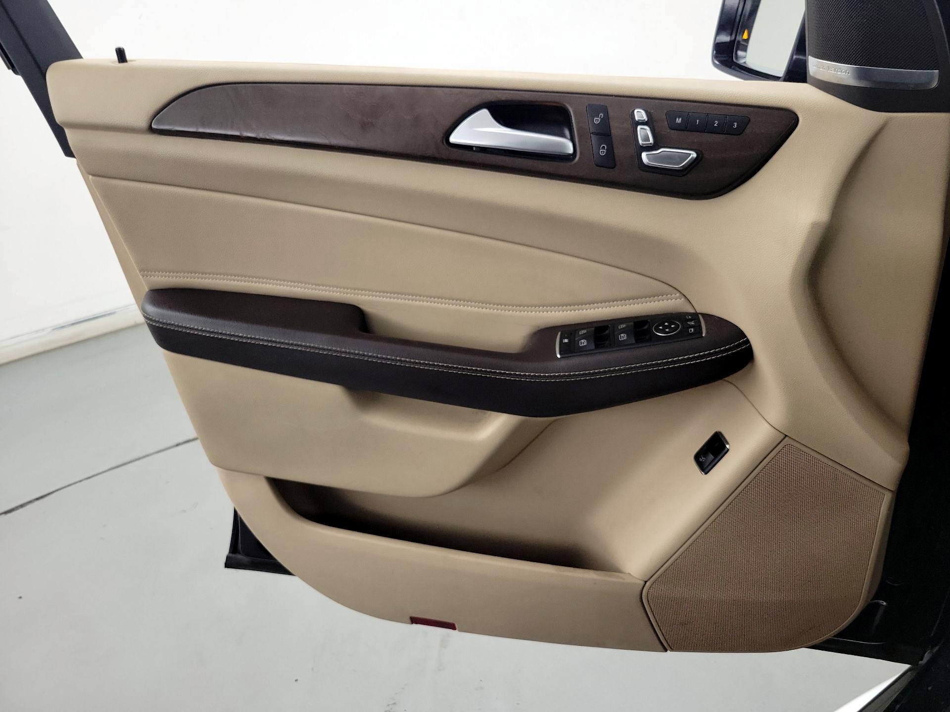 Thumbnail: 2018 Mercedes-Benz GLE - 12