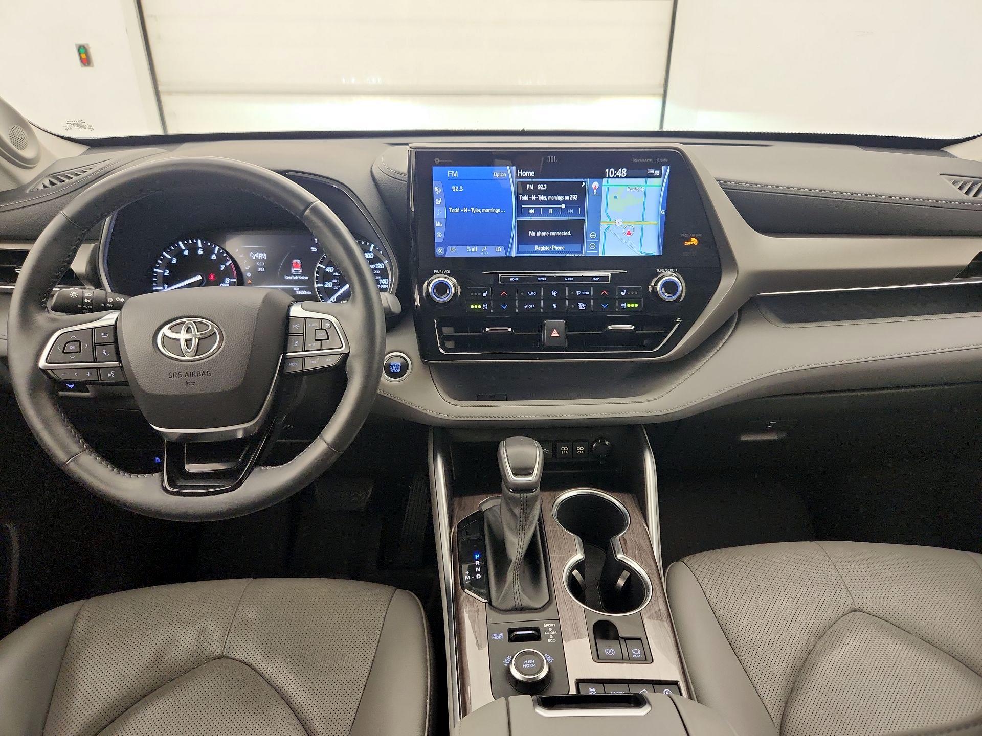 Thumbnail: 2021 Toyota Highlander - 9
