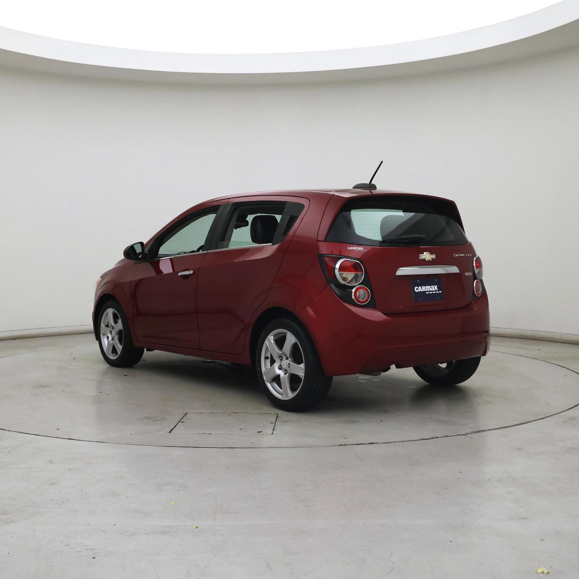 Thumbnail: 2015 Chevrolet Sonic - 2