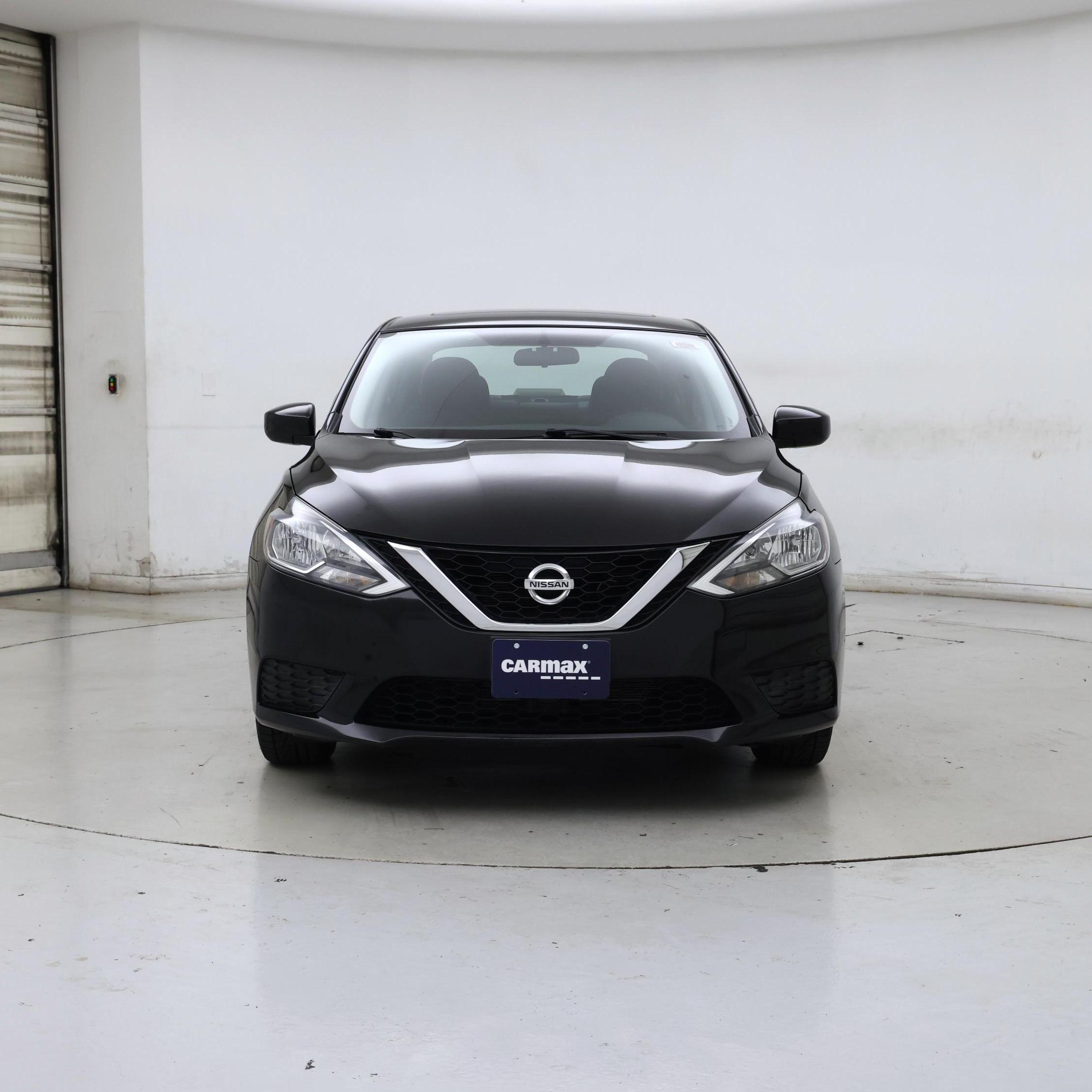 Thumbnail: 2017 Nissan Sentra - 5
